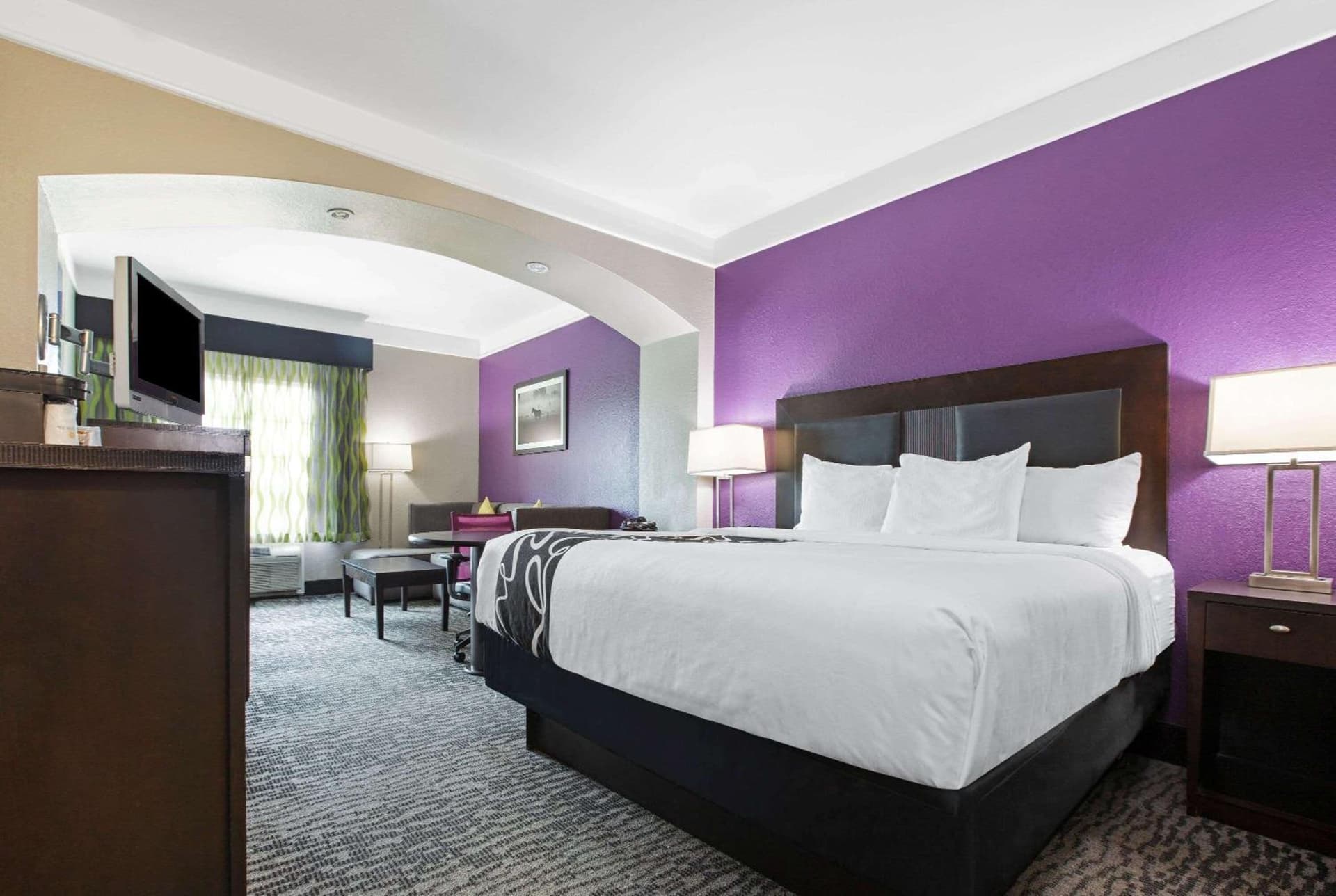 La Quinta by Wyndham Pearland interior in Pearland, TX — gallery photo 2