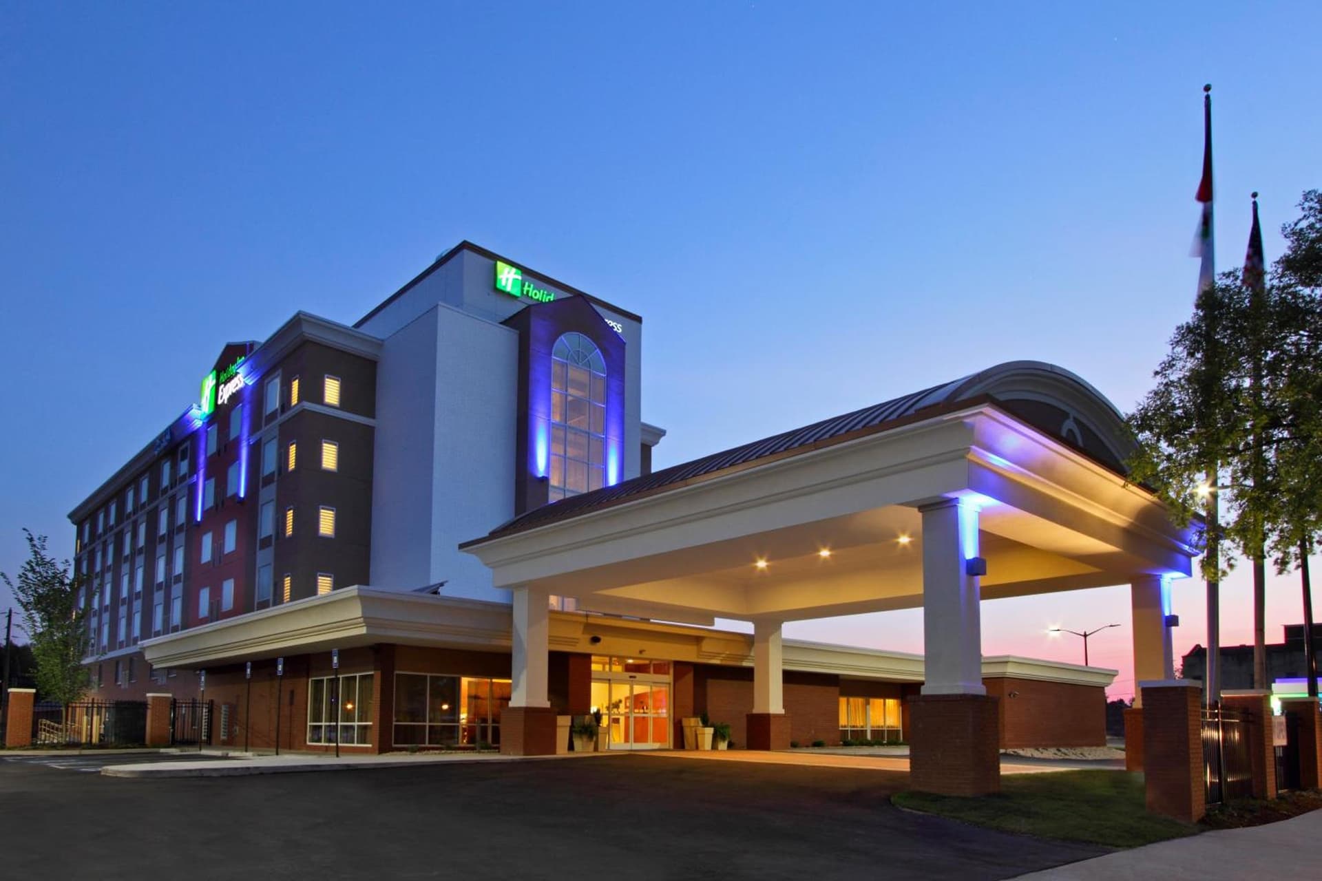 Holiday Inn Express Augusta Downtown by IHG gallery photo in Augusta, GA — image 9