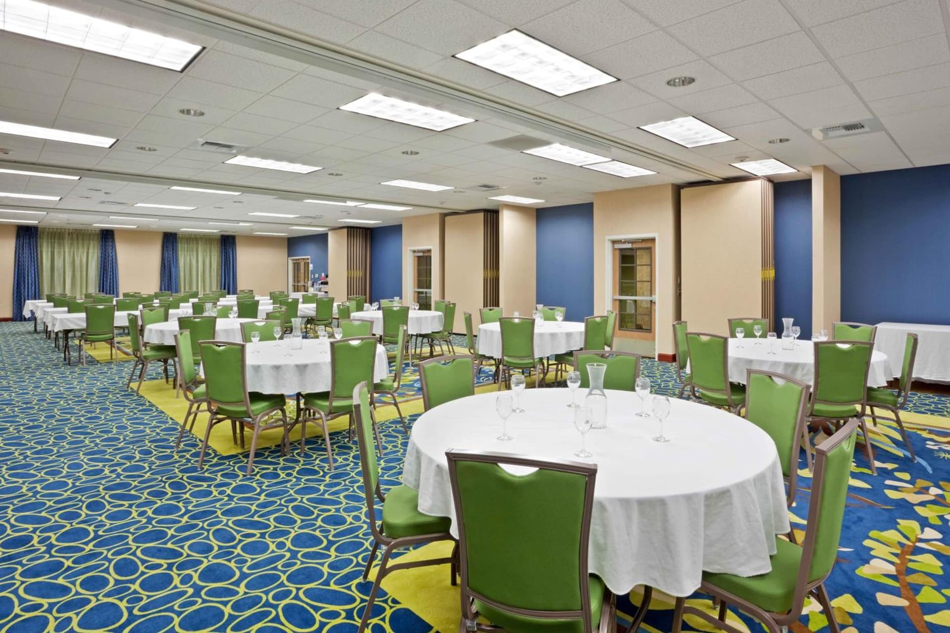 Holiday Inn Express Hotel & Suites North Sequim by IHG gallery photo in Sequim, WA — image 50