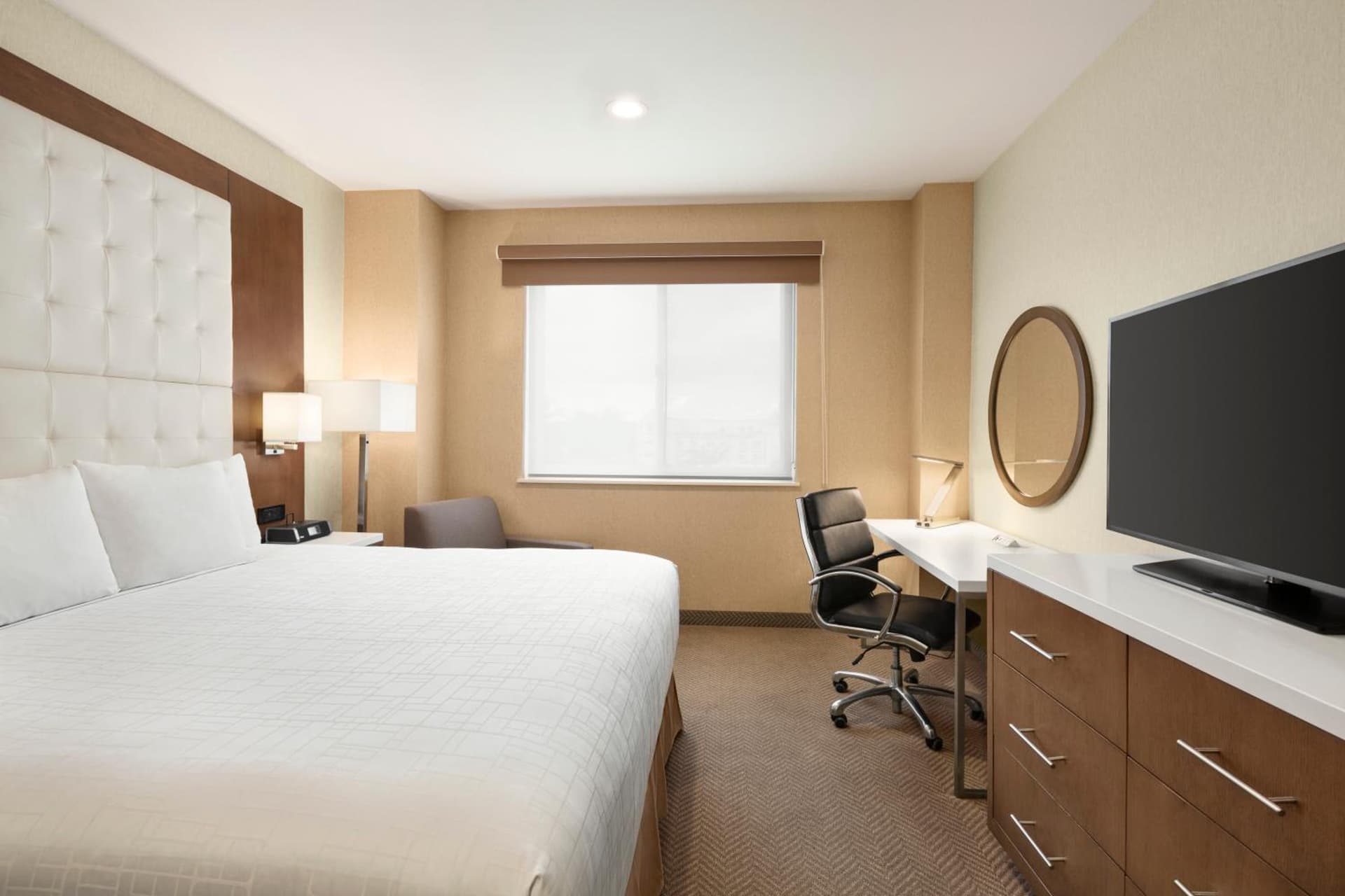 Wyndham Anaheim gallery photo in Anaheim, CA — image 61