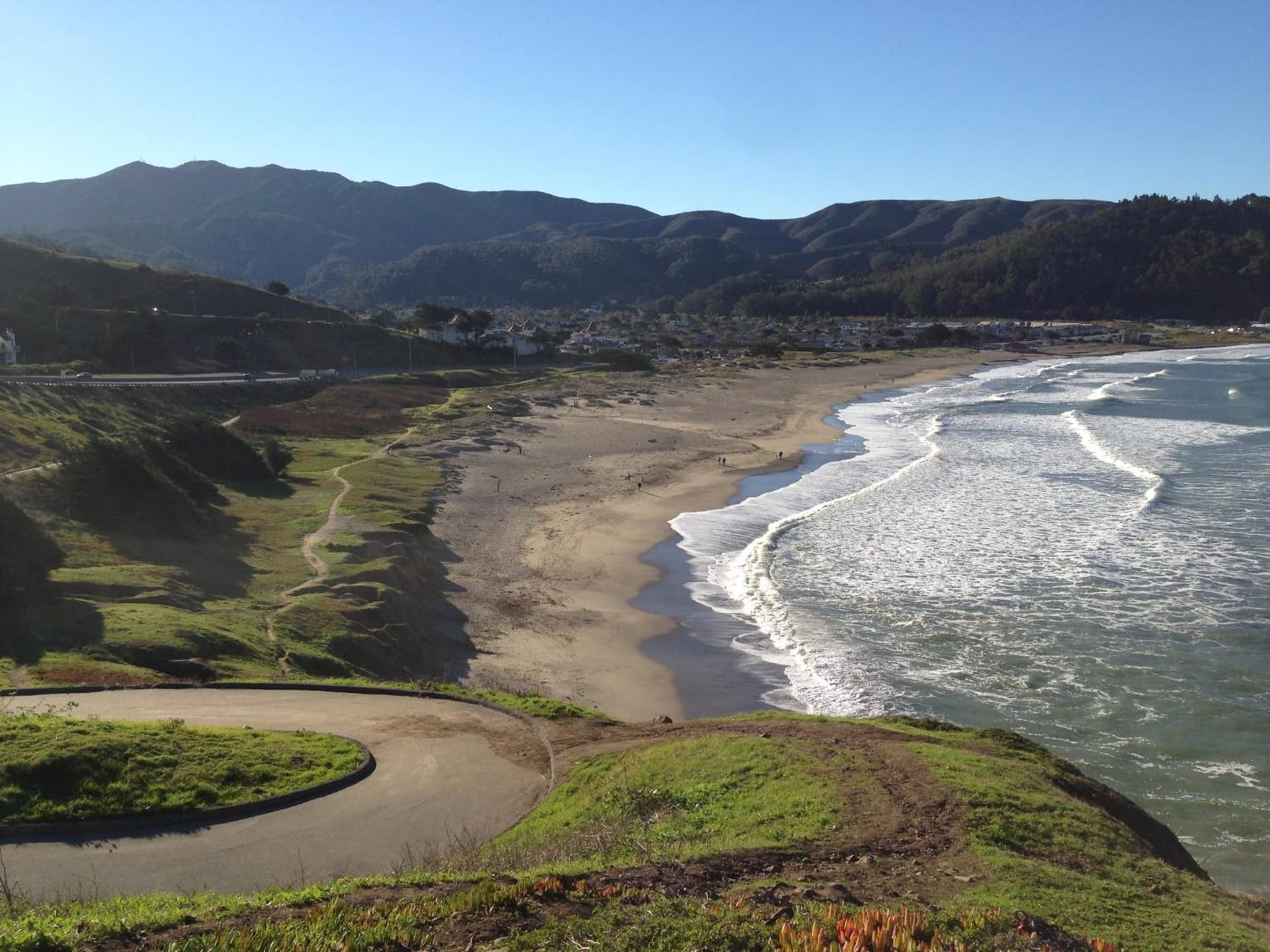 Pacifica Beach Hotel property views in Pacifica, CA — gallery photo 3