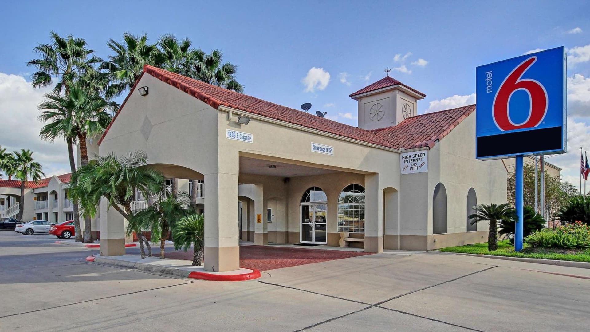 Motel 6-Edinburg, TX gallery photo in Edinburg, TX — image 61