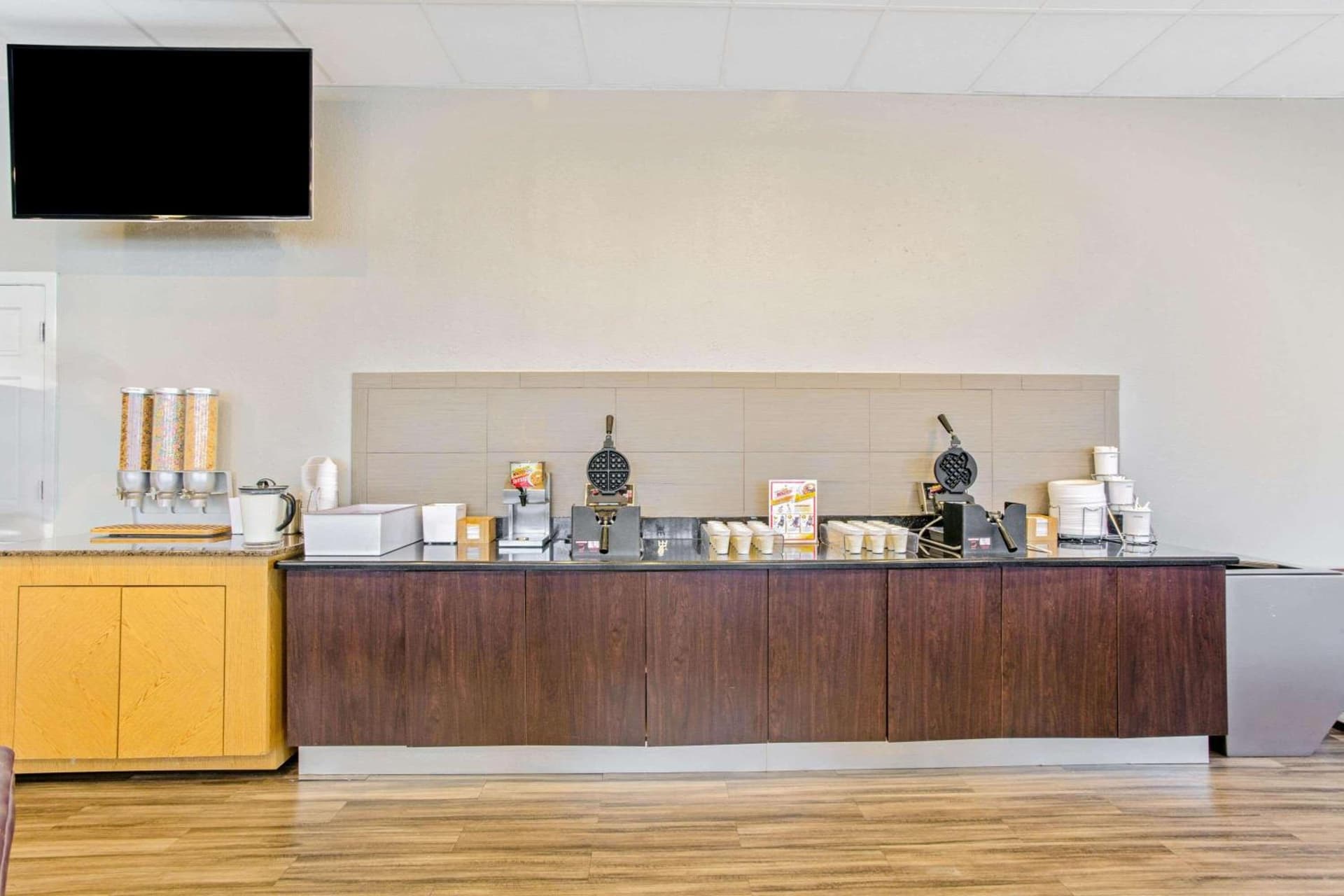 La Quinta Inn by Wyndham and Conference Center San Angelo gallery photo in San Angelo, TX — image 19