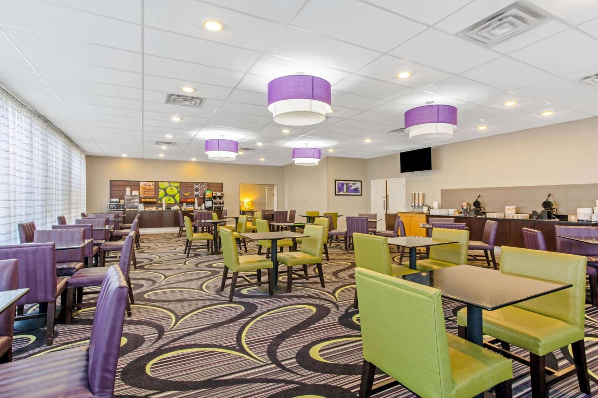 La Quinta Inn by Wyndham and Conference Center San Angelo gallery photo in San Angelo, TX — image 37
