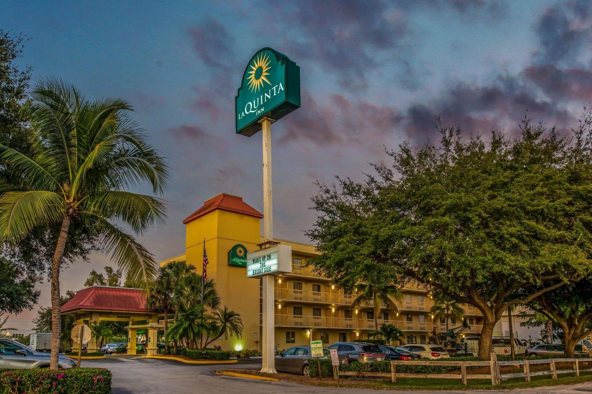 La Quinta Inn by Wyndham West Palm Beach - Florida Turnpike property views in West Palm Beach, FL — gallery photo 3