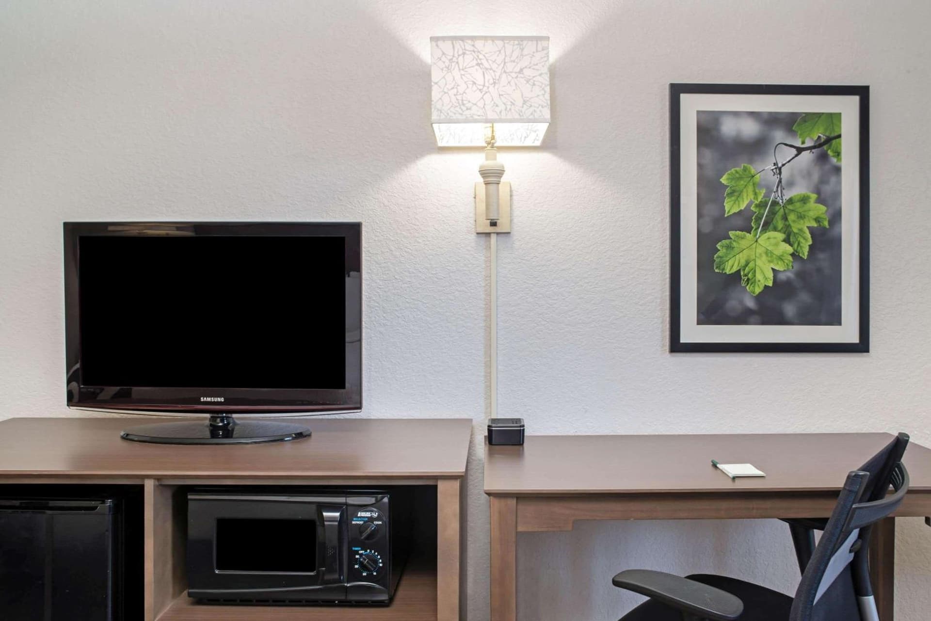 La Quinta Inn by Wyndham West Palm Beach - Florida Turnpike gallery photo in West Palm Beach, FL — image 24