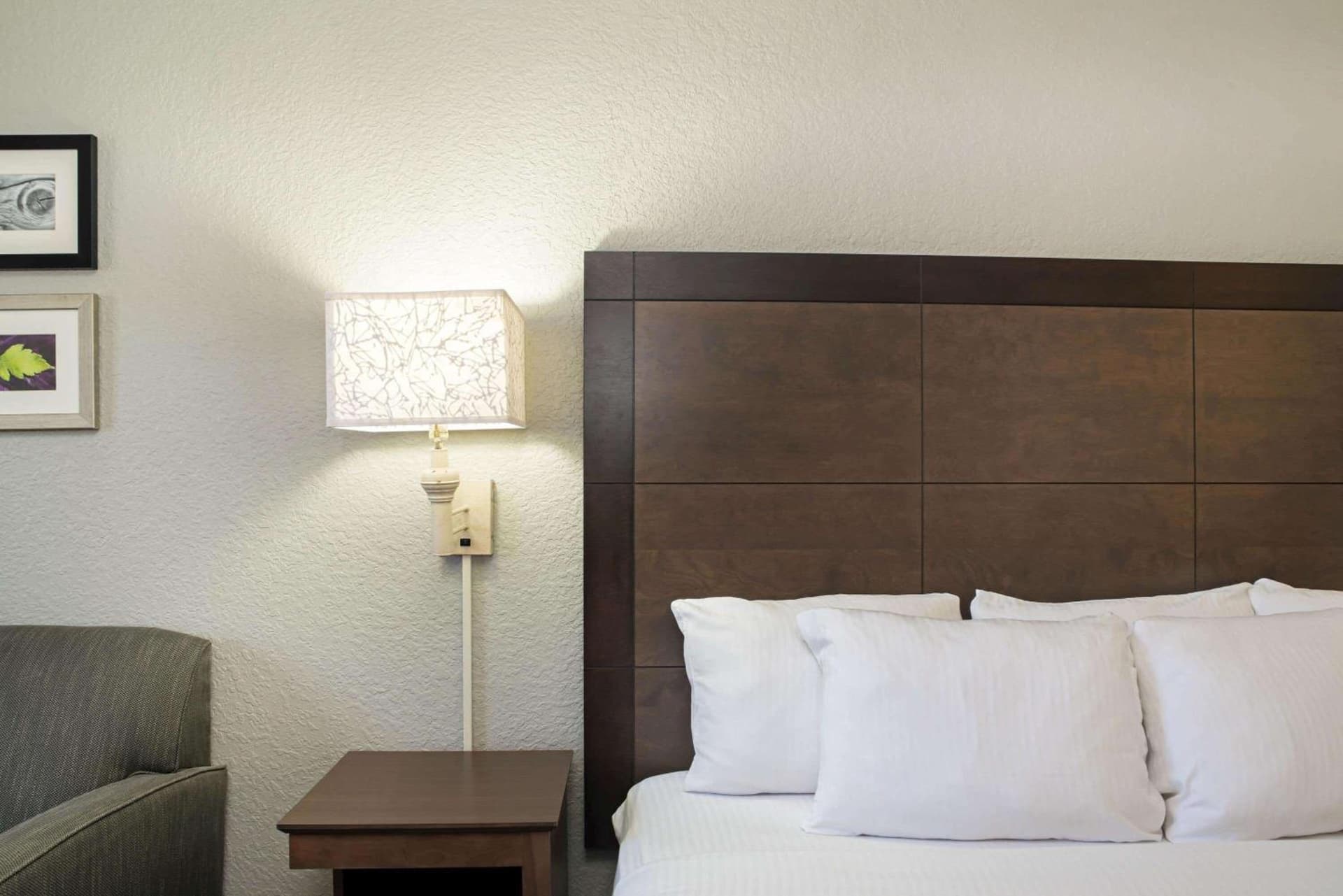 La Quinta Inn by Wyndham West Palm Beach - Florida Turnpike gallery photo in West Palm Beach, FL — image 13