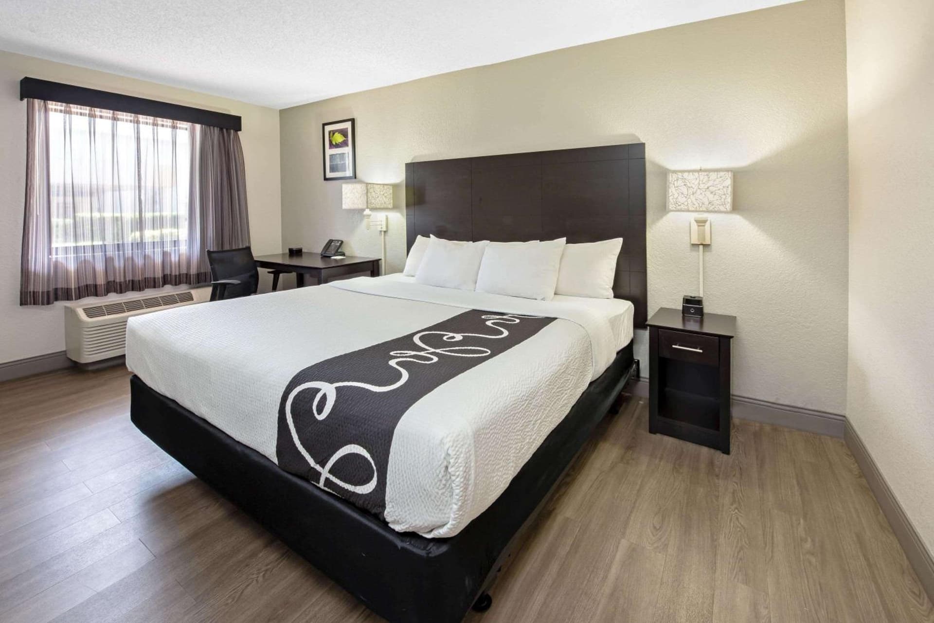 La Quinta Inn by Wyndham West Palm Beach - Florida Turnpike gallery photo in West Palm Beach, FL — image 55