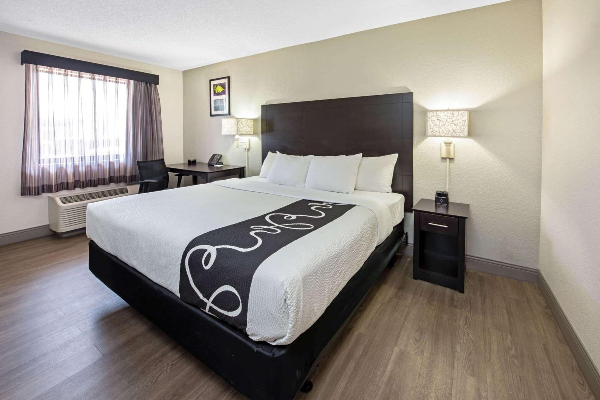 La Quinta Inn by Wyndham West Palm Beach - Florida Turnpike gallery photo in West Palm Beach, FL — image 28
