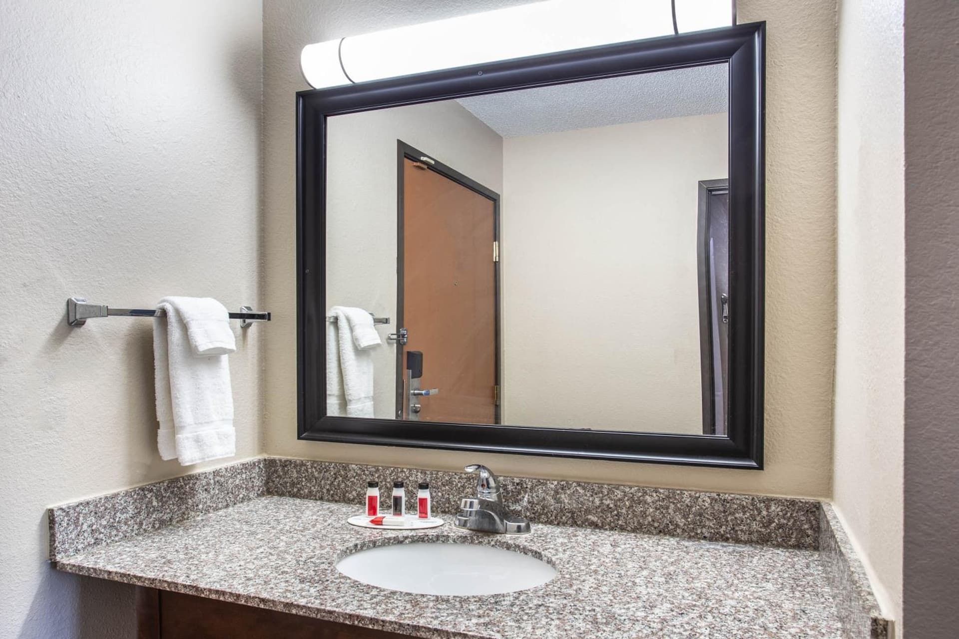 Baymont by Wyndham Joliet gallery photo in Joliet, IL — image 19