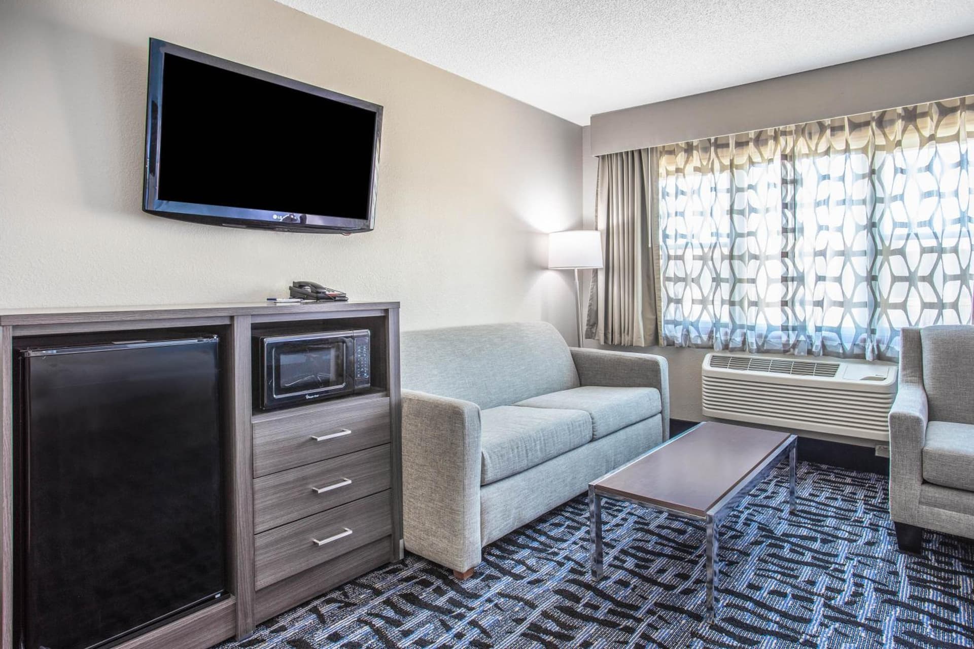 Baymont by Wyndham Joliet gallery photo in Joliet, IL — image 52