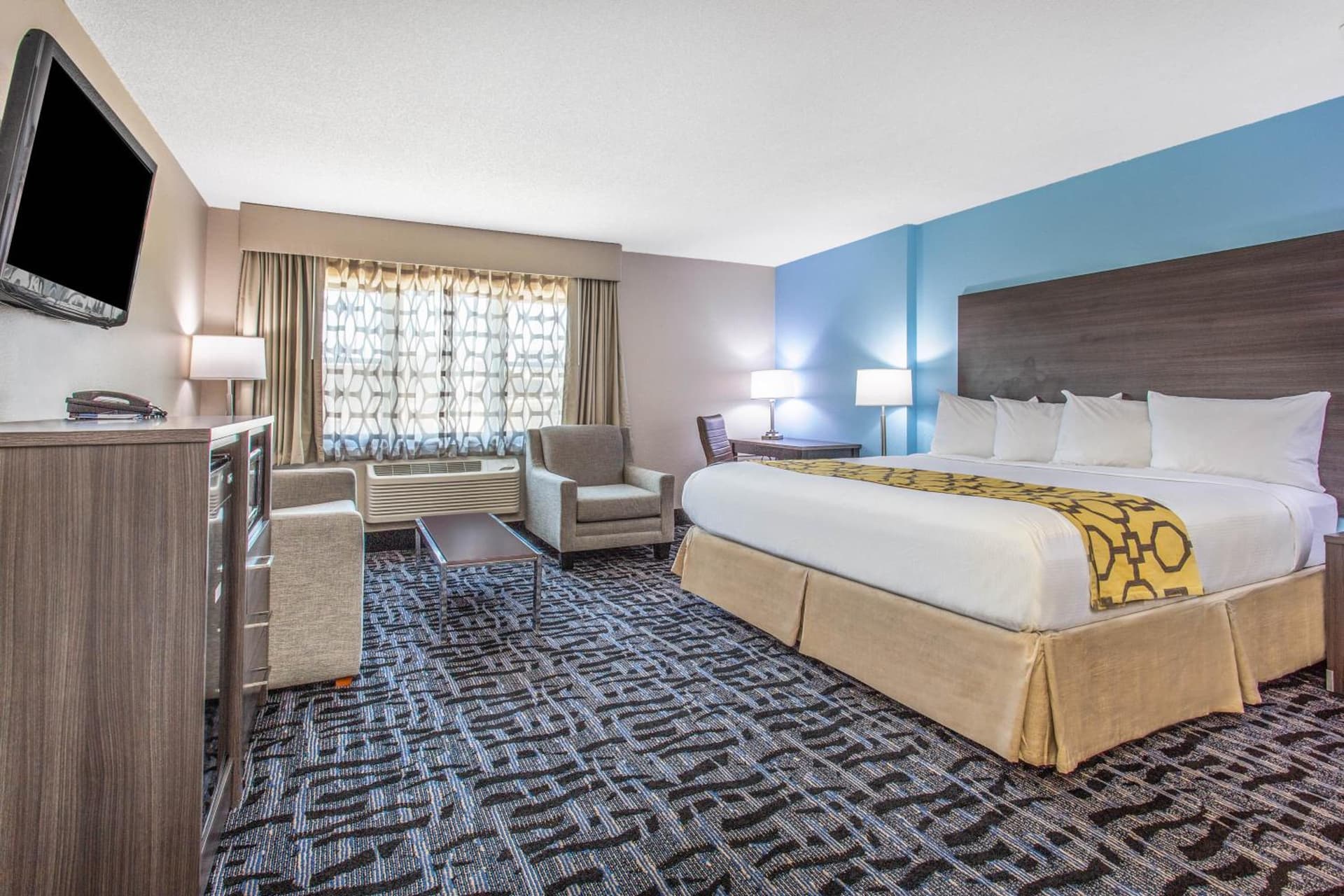 Baymont by Wyndham Joliet gallery photo in Joliet, IL — image 43