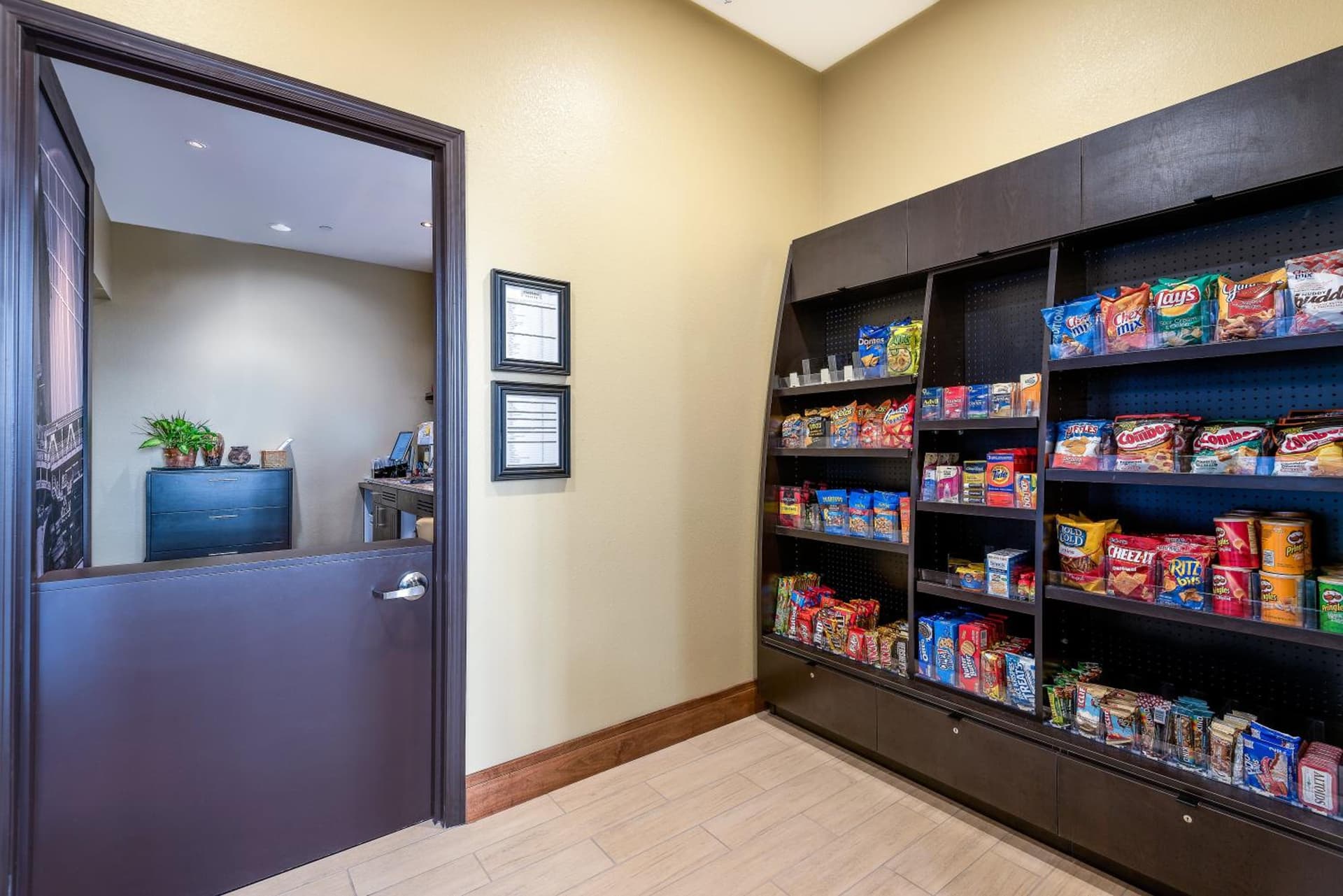 Staybridge Suites Eau Claire - Altoona by IHG gallery photo in Altoona, WI — image 58