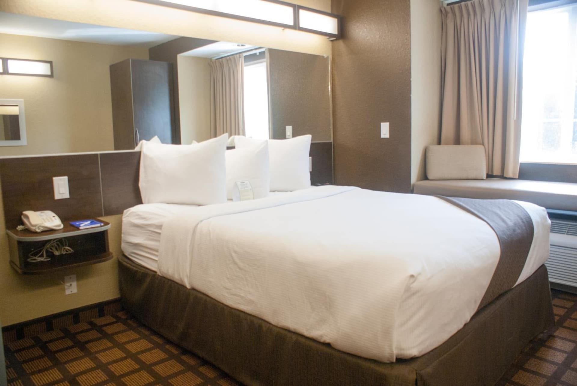 Microtel Inn & Suites by Wyndham Jacksonville Airport gallery photo in Jacksonville, FL — image 27