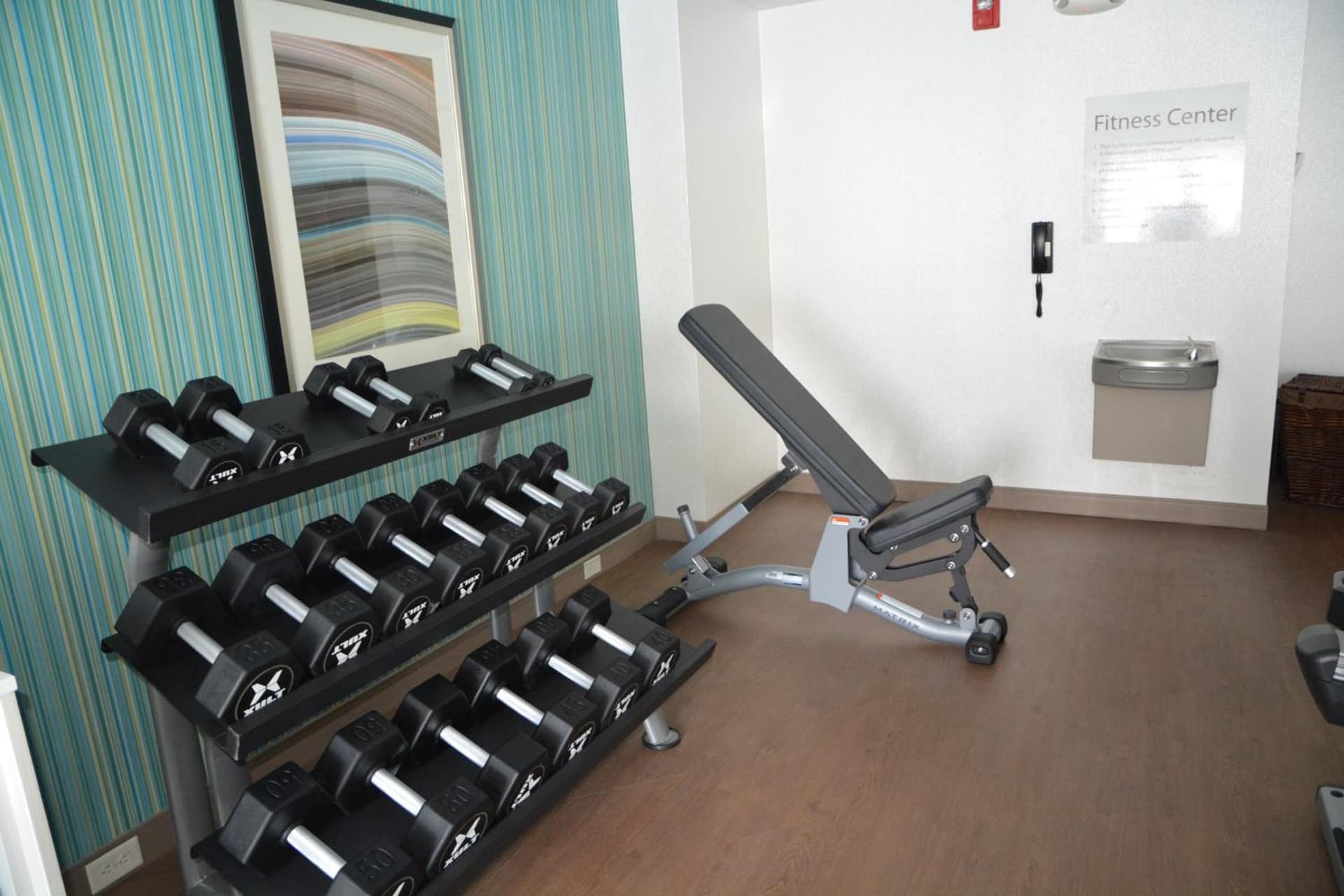 Holiday Inn Express & Suites Caryville by IHG interior in Caryville, TN — gallery photo 2