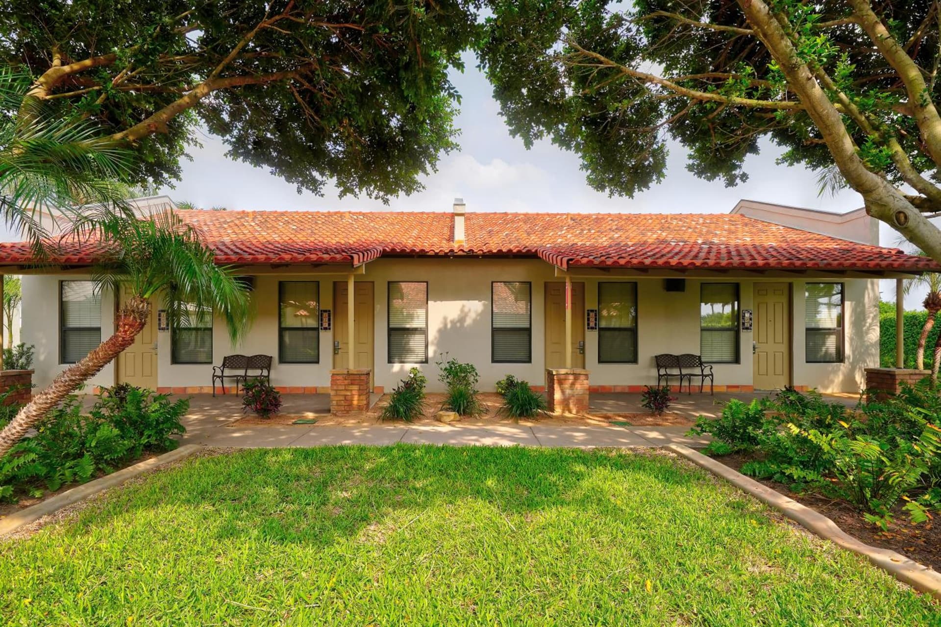 The Bungalows on Shary gallery photo in McAllen, TX — image 8