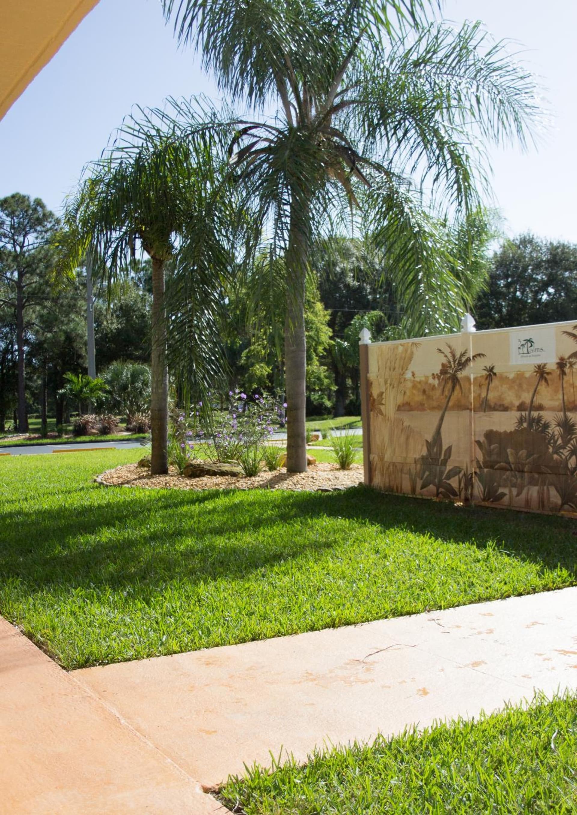 At Home Inn - Fort Pierce gallery photo in Fort Pierce, FL — image 5