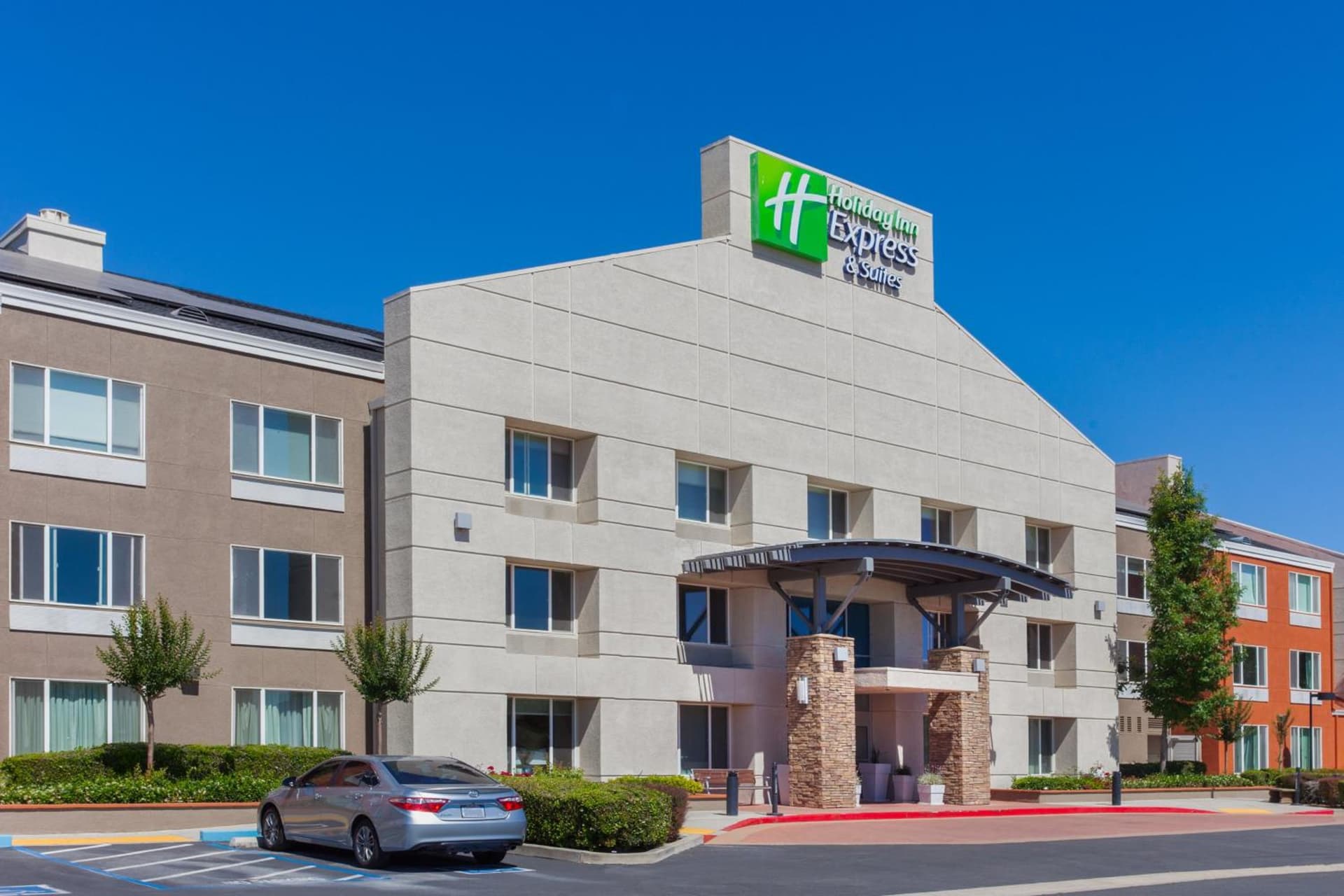 Holiday Inn Express Elk Grove West I-5 by IHG gallery photo in Elk Grove, CA — image 13