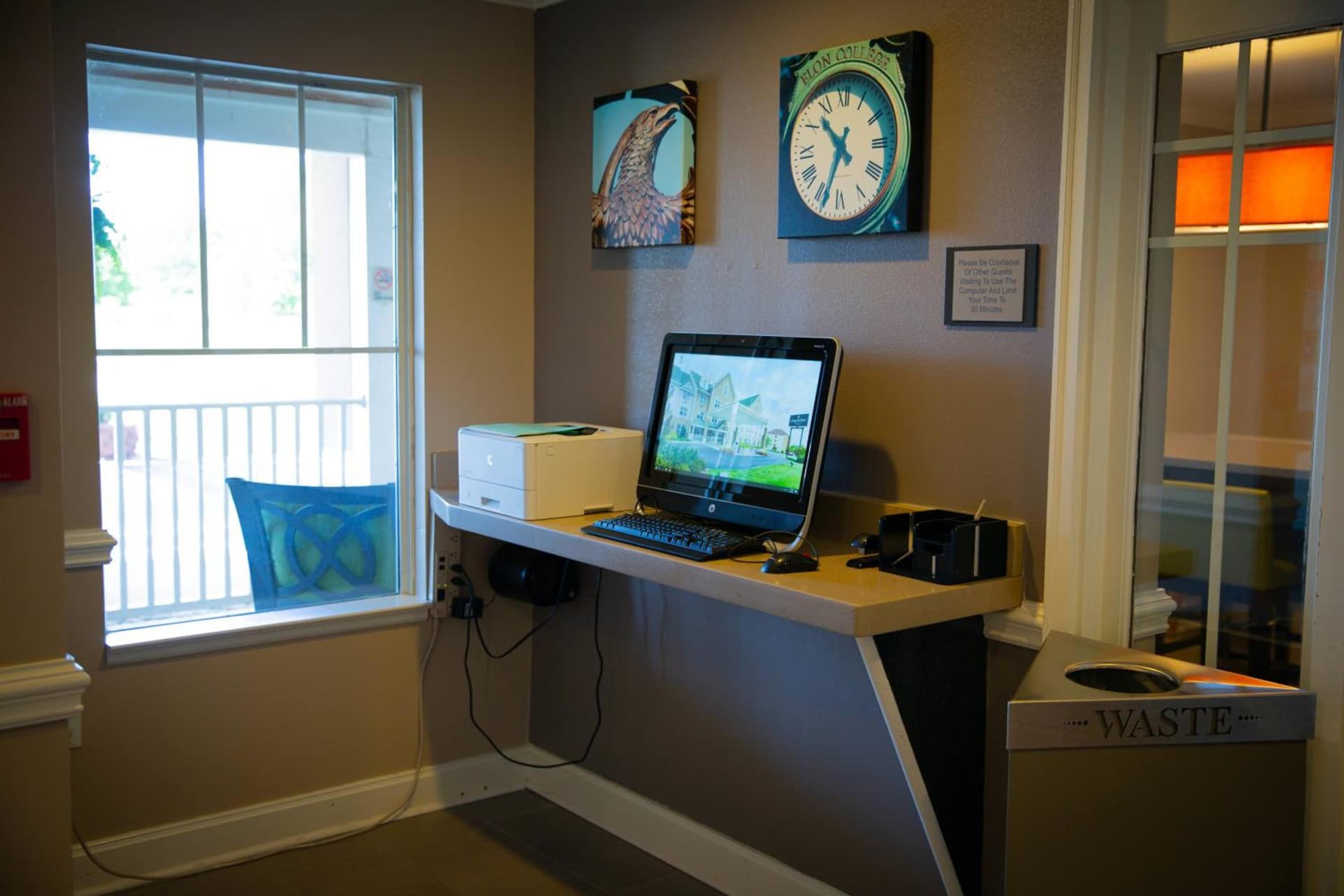 Country Inn & Suites by Radisson, Burlington Elon , NC gallery photo in Burlington, NC — image 17