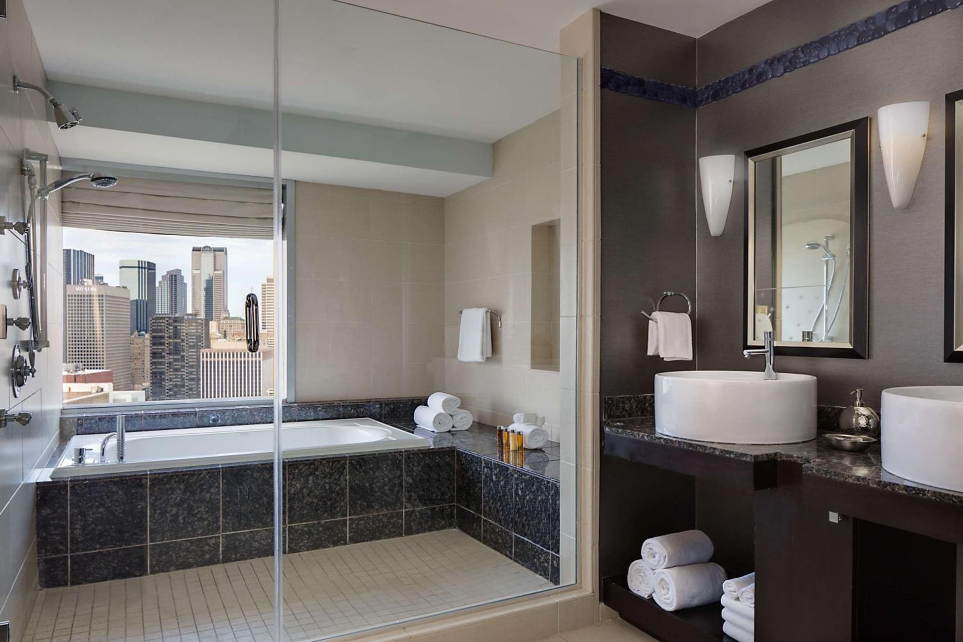 Hyatt Regency Dallas gallery photo in Dallas, TX — image 25