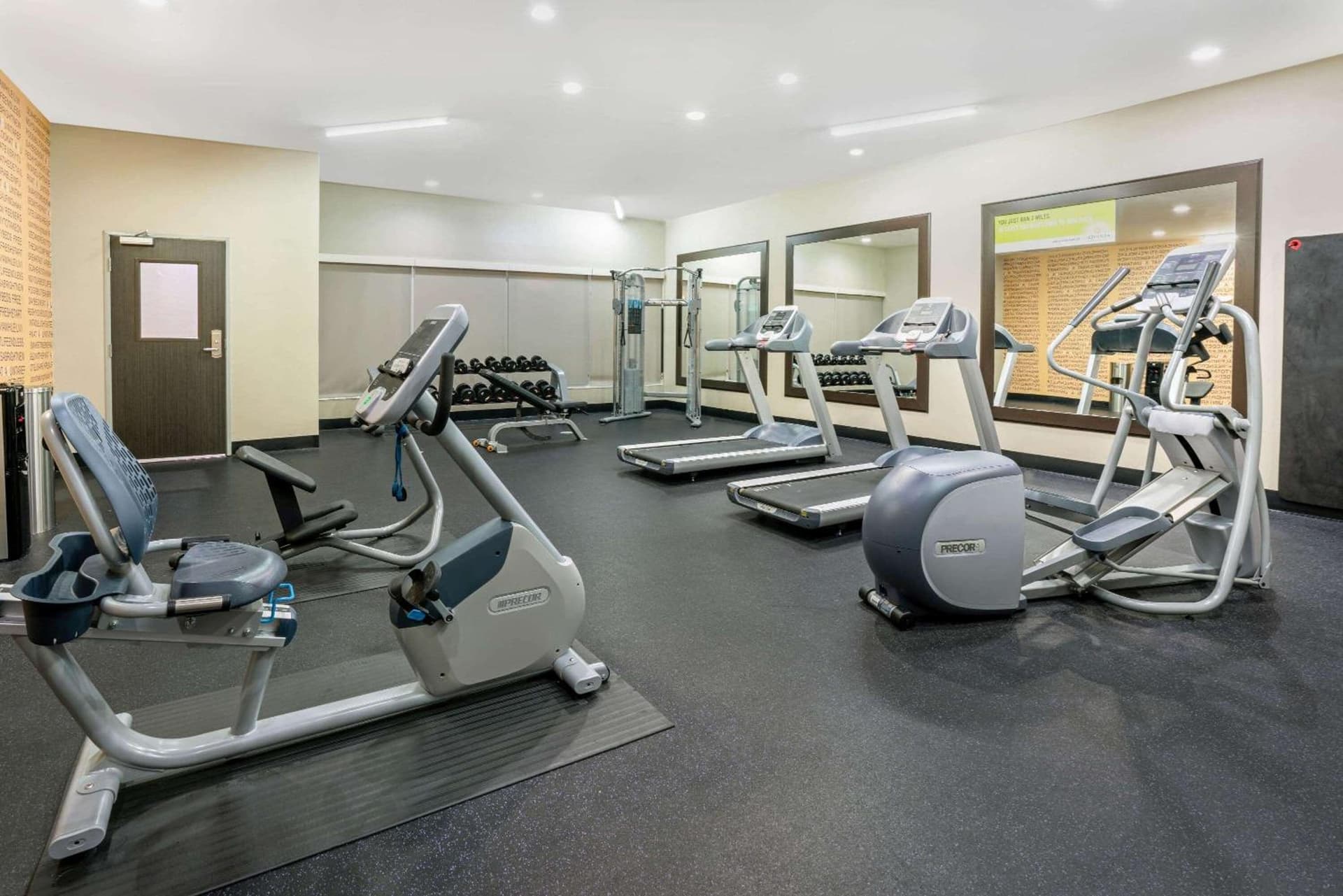La Quinta by Wyndham College Station South gallery photo in College Station, TX — image 18