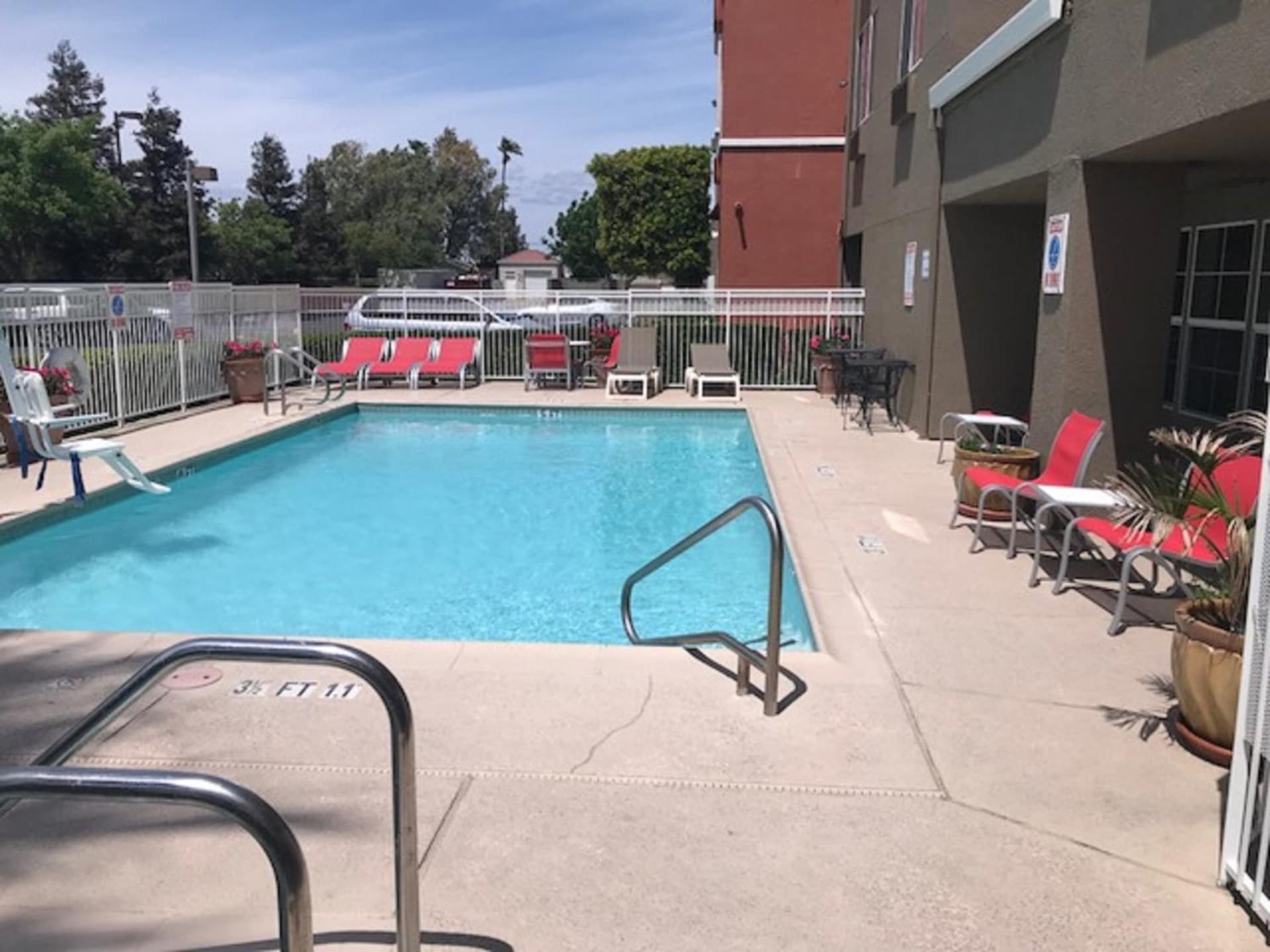 Holiday Inn Express & Suites Tracy by IHG gallery photo in Tracy, CA — image 47