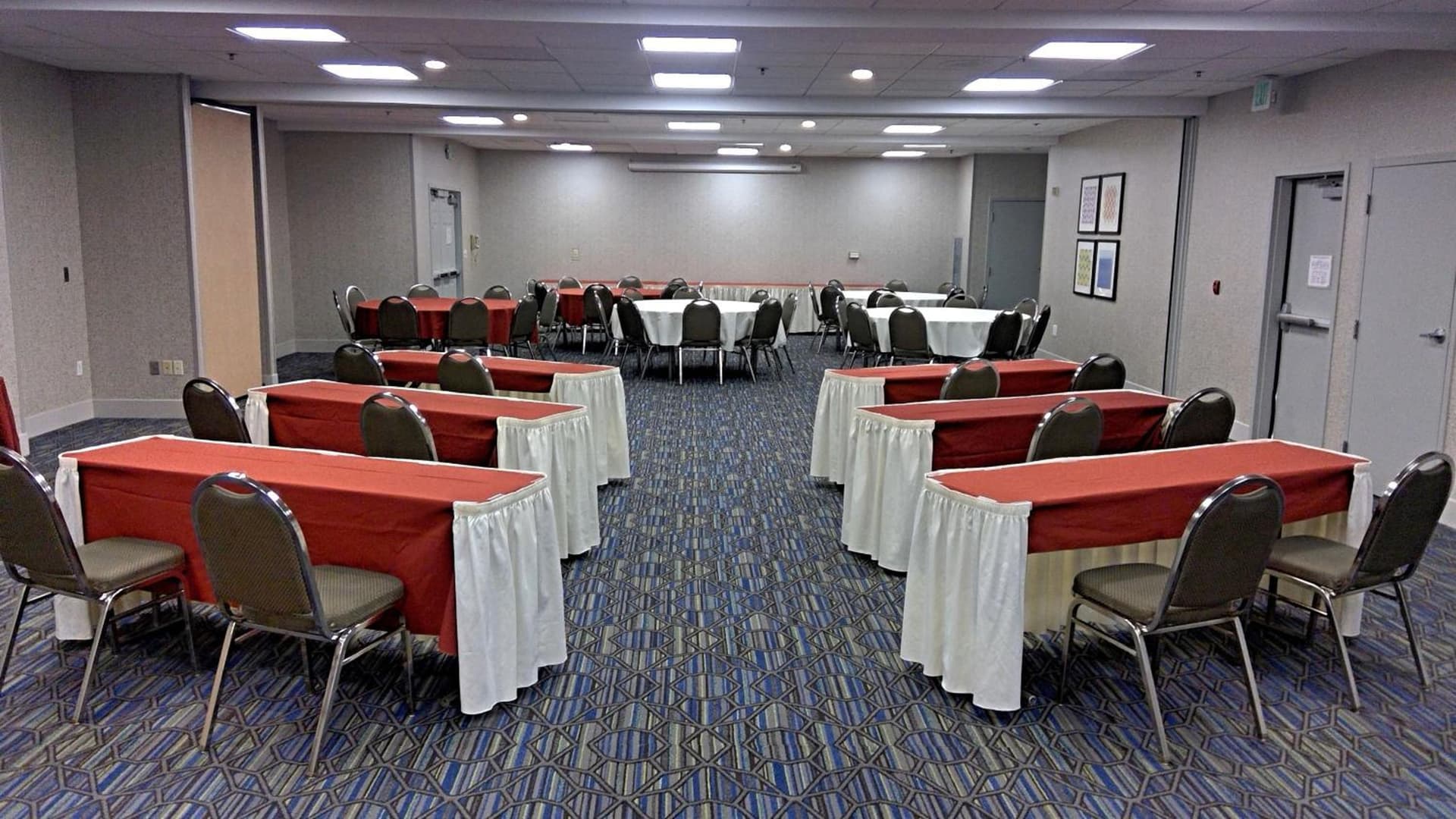 Holiday Inn Express & Suites Tracy by IHG gallery photo in Tracy, CA — image 9