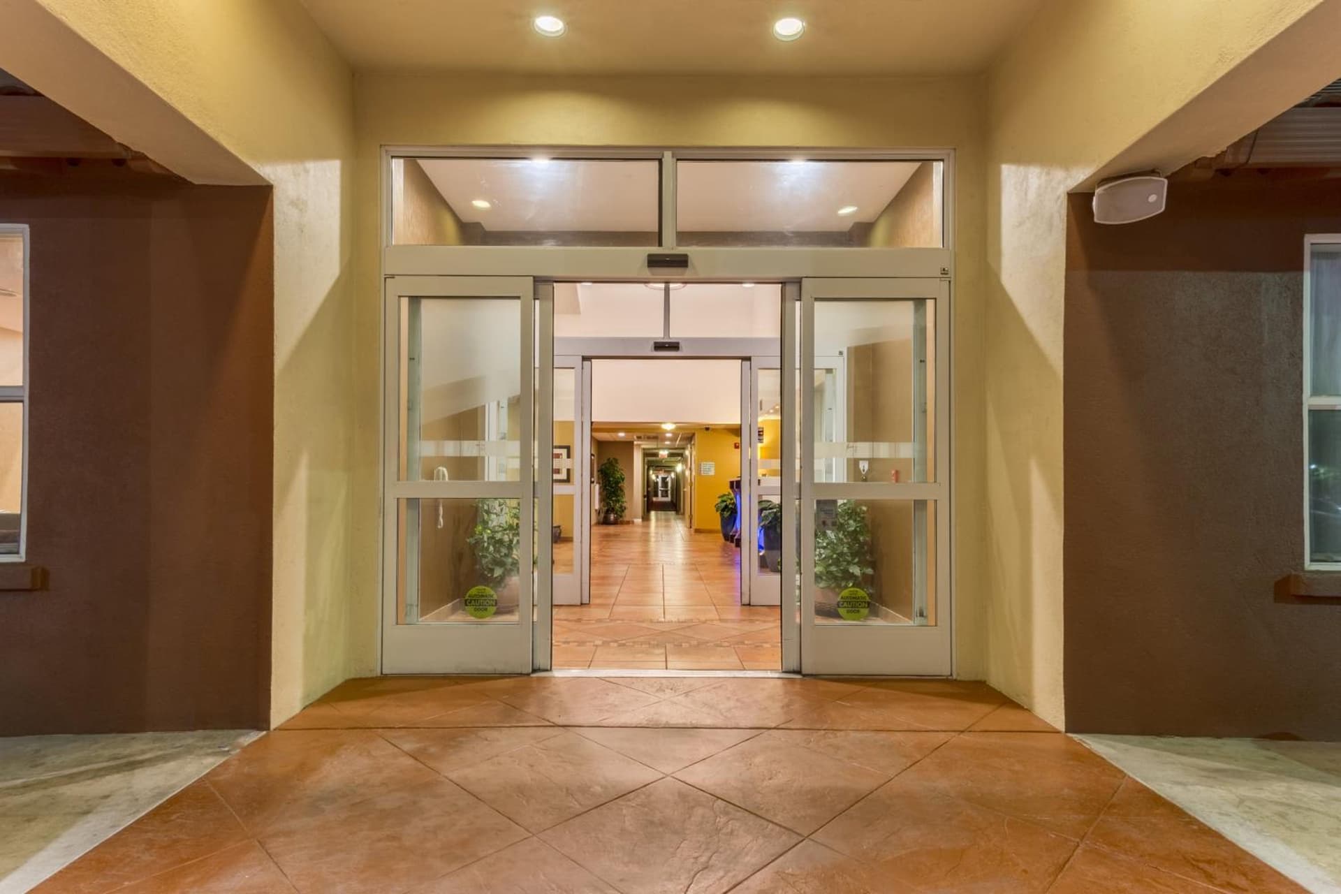 Holiday Inn Express Hotel & Suites Manteca by IHG gallery photo in Manteca, CA — image 13