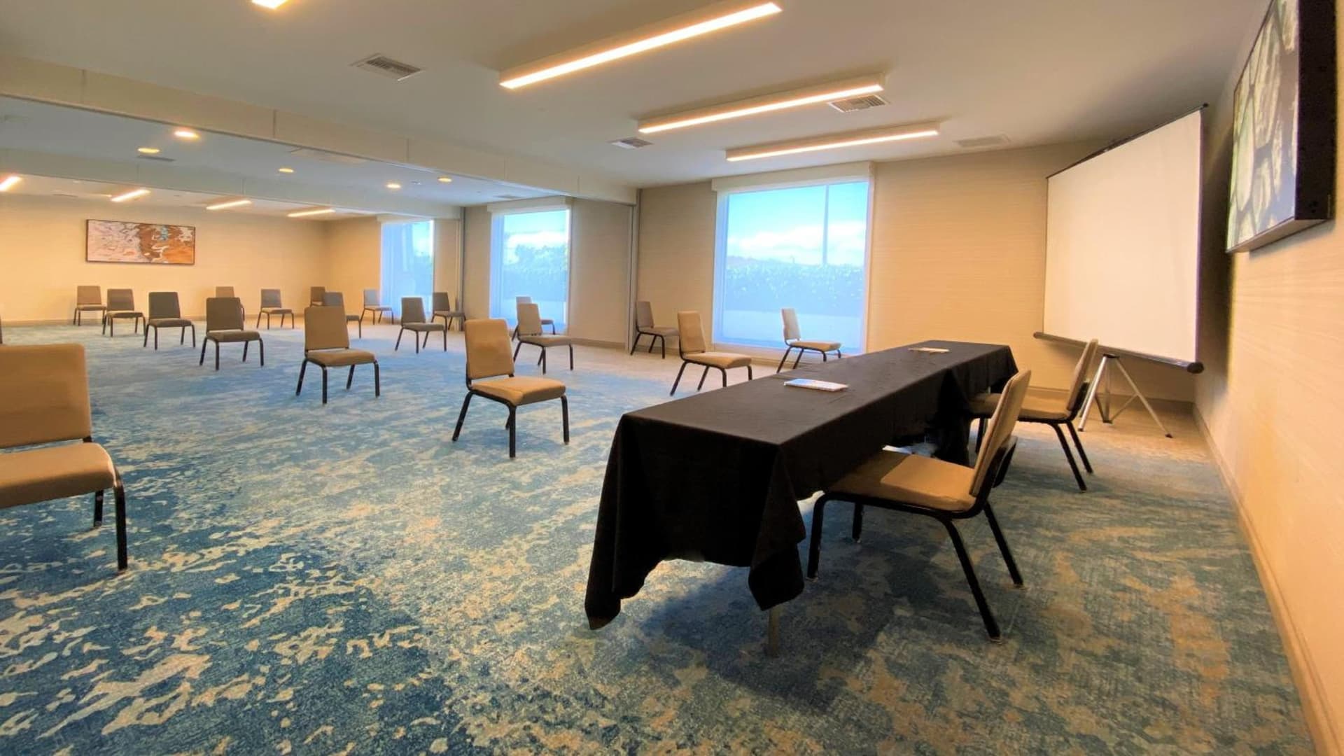 Holiday Inn Los Angeles - LAX Airport by IHG gallery photo in Los Angeles, CA — image 14