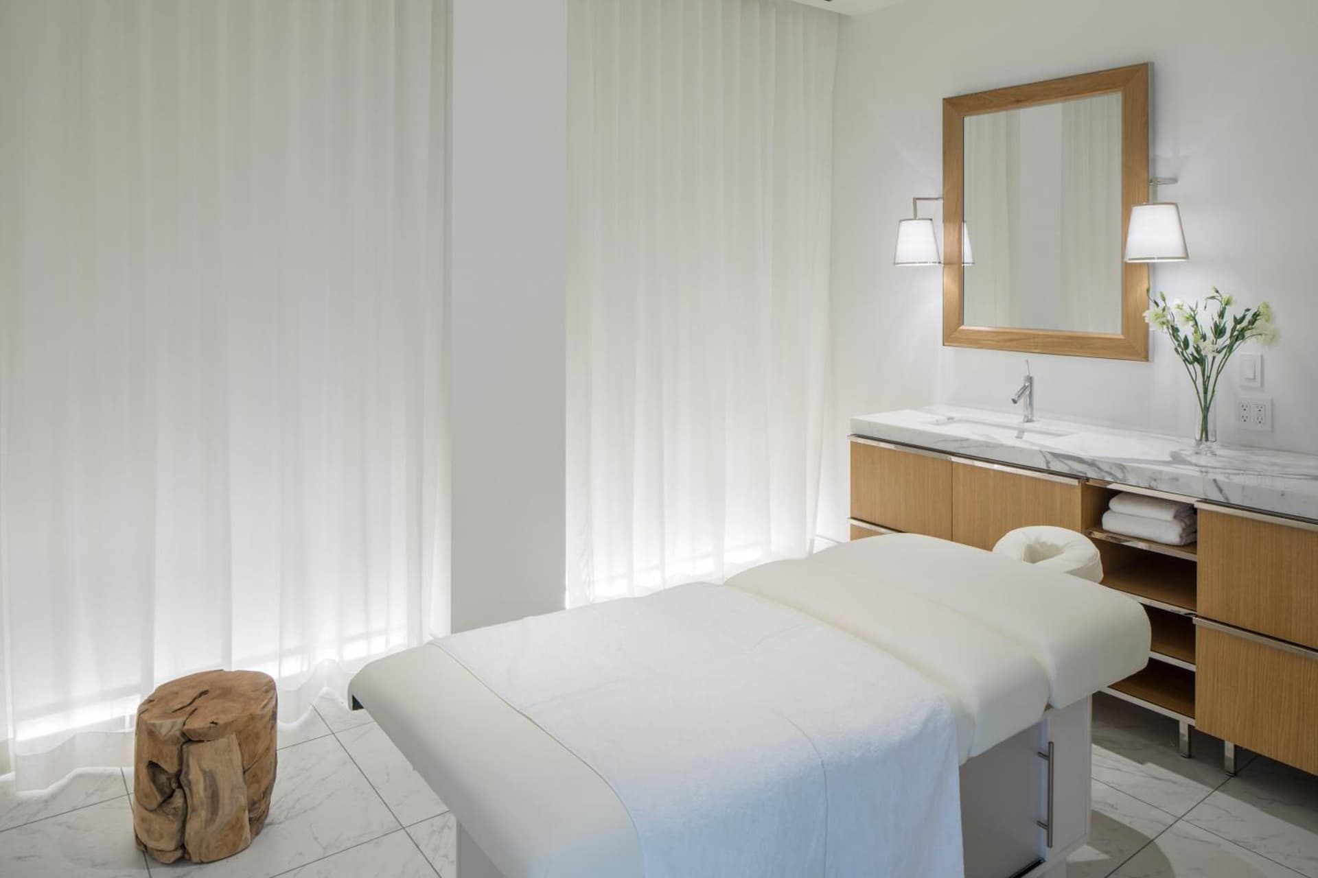 Lotte Hotel Seattle gallery photo in Seattle, WA — image 61
