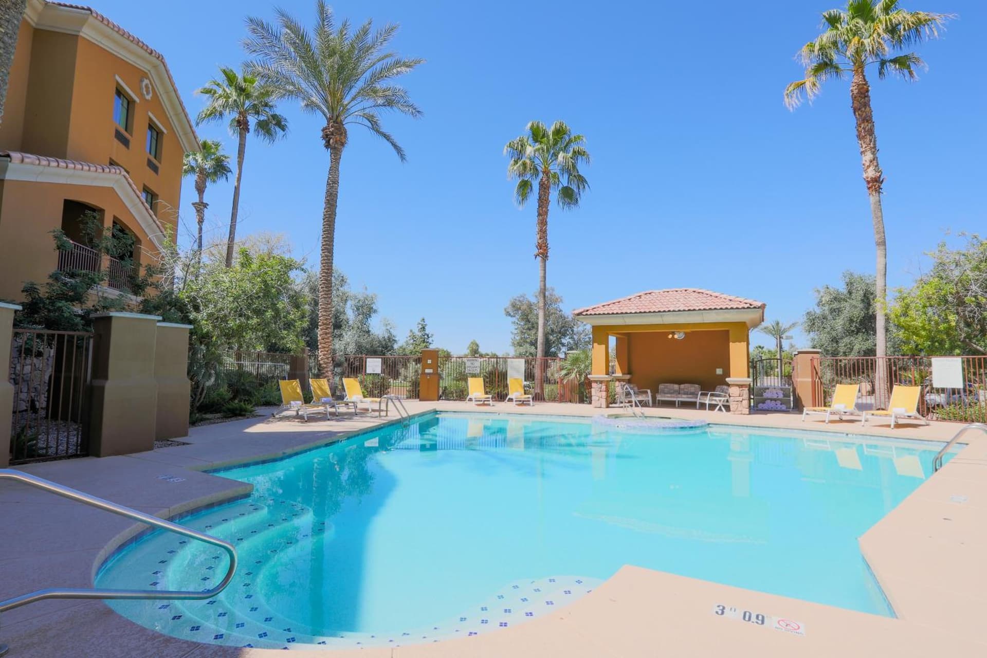 Holiday Inn Phoenix/Chandler by IHG property views in Chandler, AZ — gallery photo 3