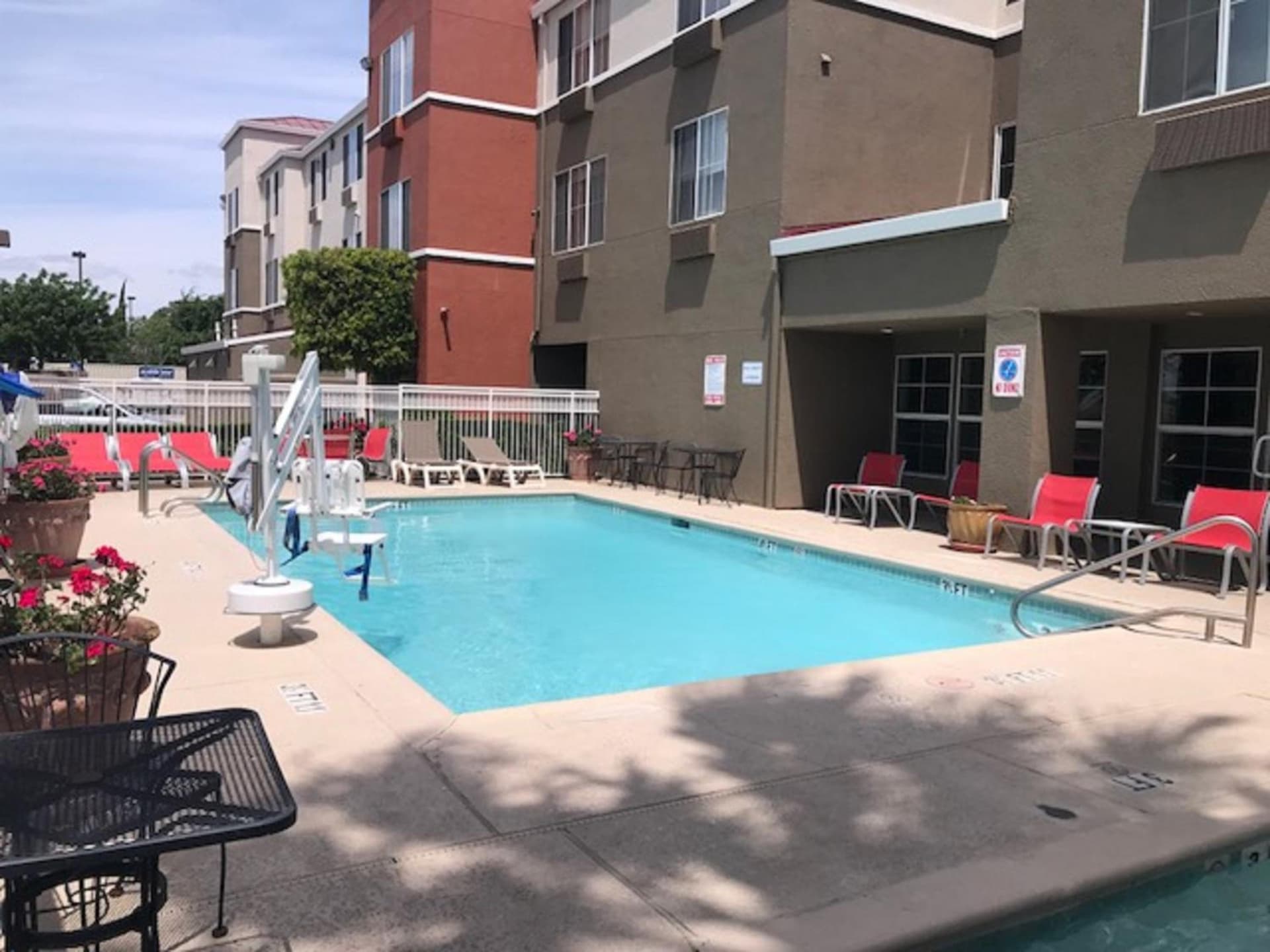 Holiday Inn Express & Suites Tracy by IHG gallery photo in Tracy, CA — image 21