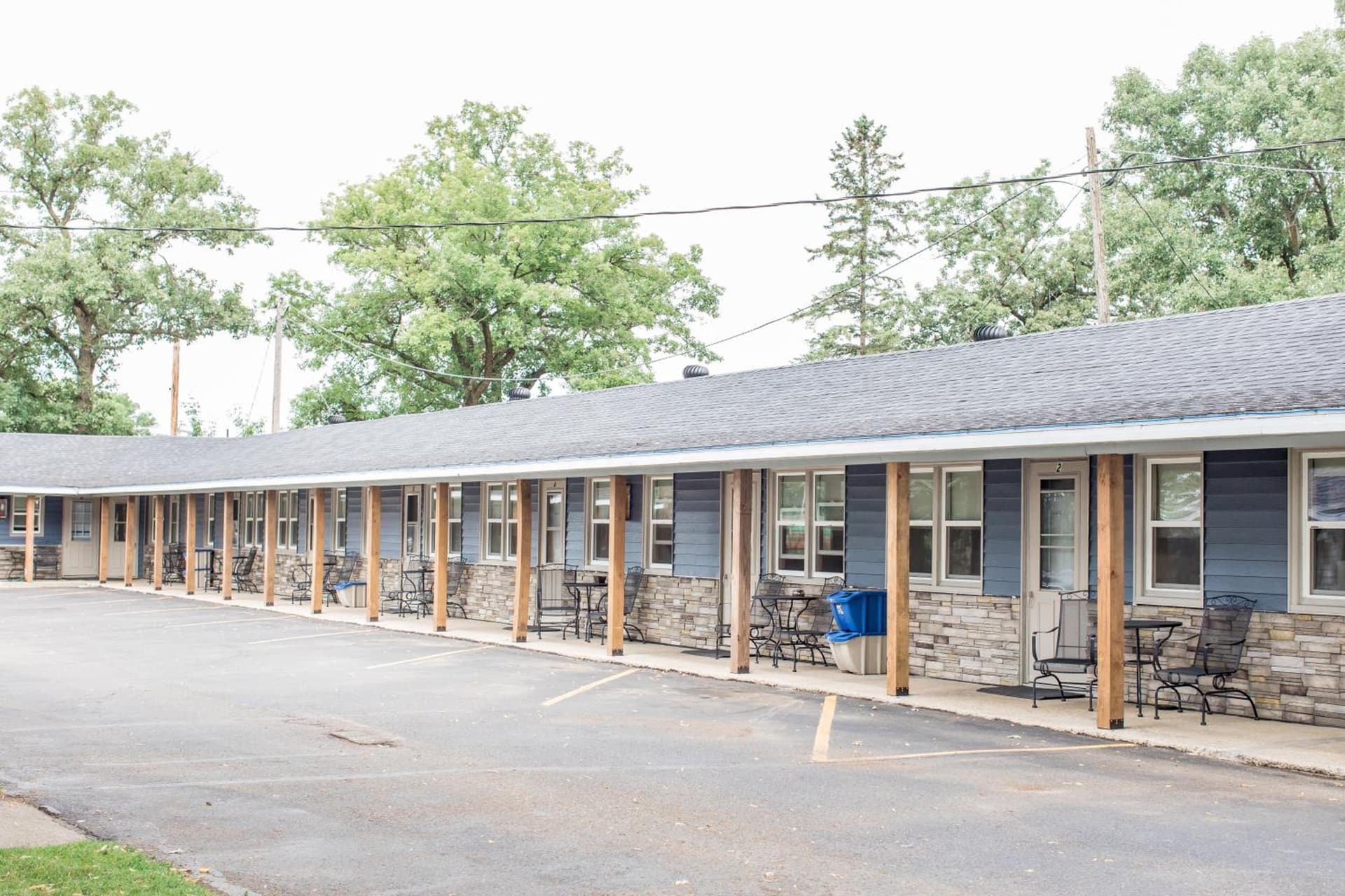 Lakes Inn property views in Detroit Lakes, MN — gallery photo 3