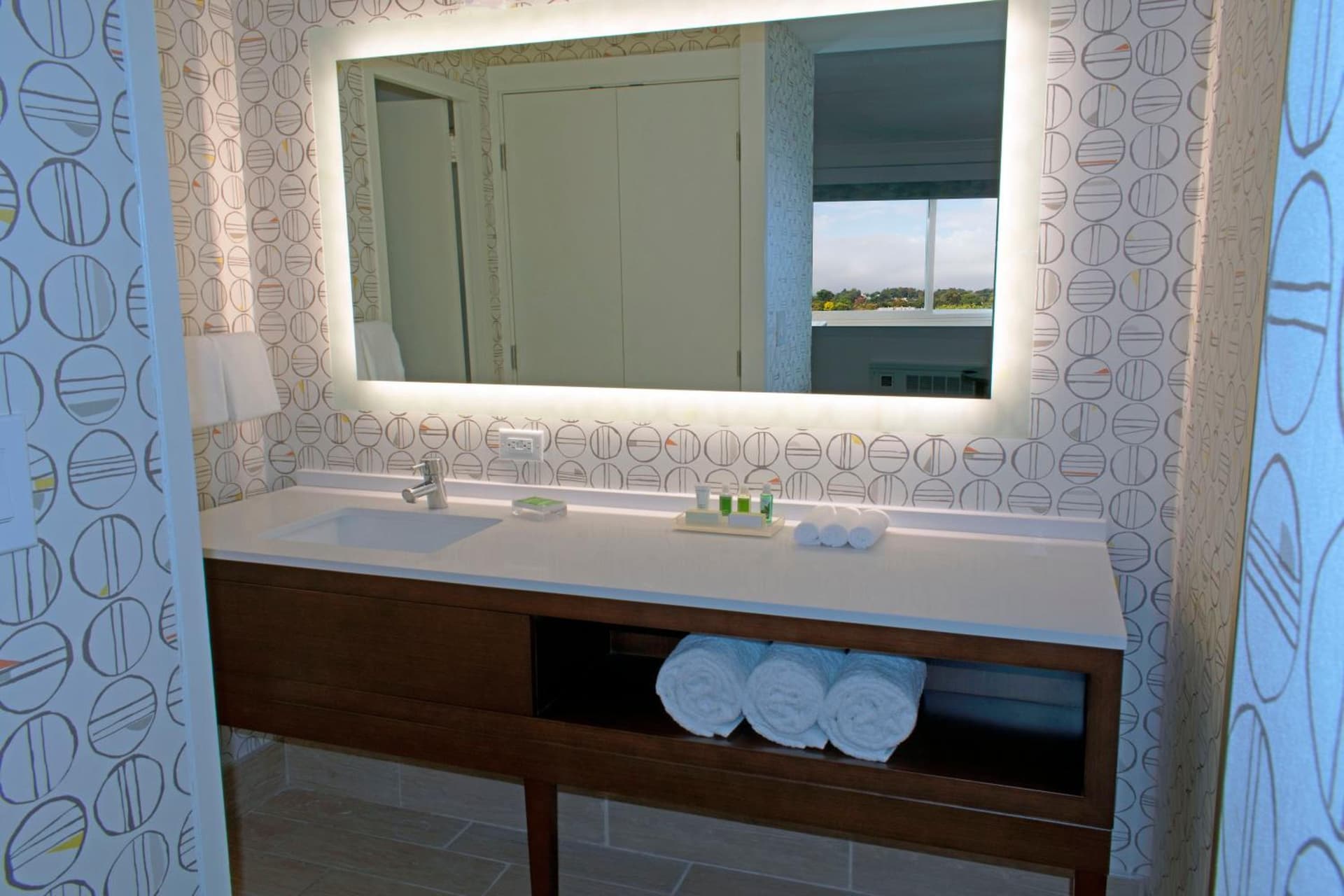 Holiday Inn Binghamton-Downtown Hawley Street by IHG gallery photo in Binghamton, NY — image 36