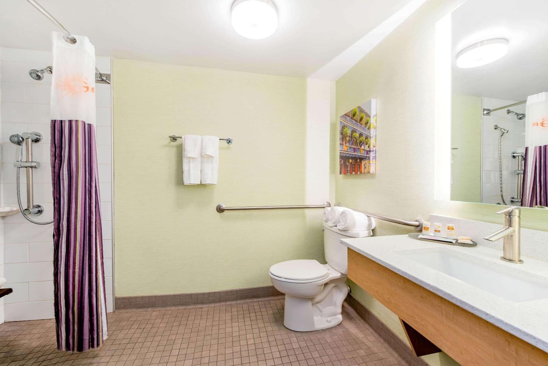 La Quinta Inn & Suites by Wyndham New Orleans Downtown gallery photo in New Orleans, LA — image 46