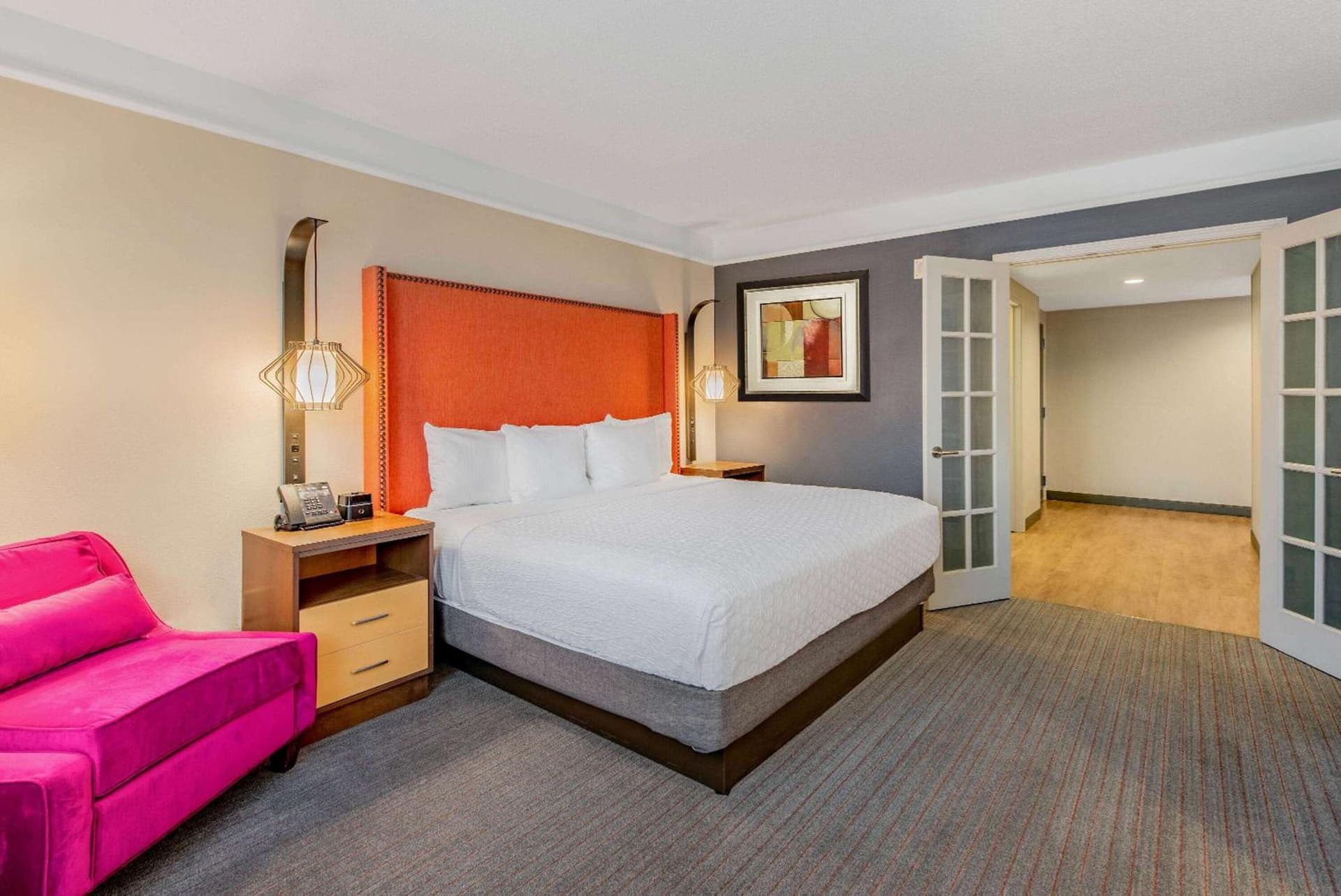 La Quinta Inn & Suites by Wyndham New Orleans Downtown gallery photo in New Orleans, LA — image 10