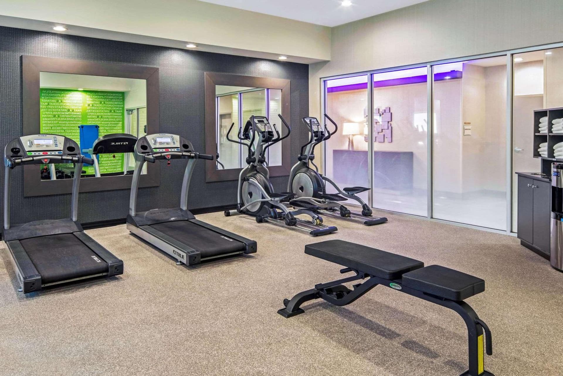 La Quinta by Wyndham McAllen La Plaza Mall gallery photo in McAllen, TX — image 9