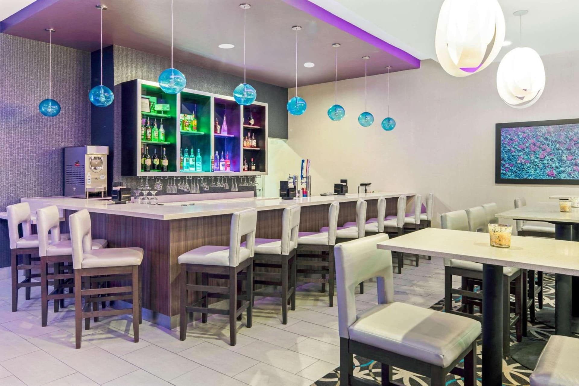 La Quinta by Wyndham McAllen La Plaza Mall gallery photo in McAllen, TX — image 11