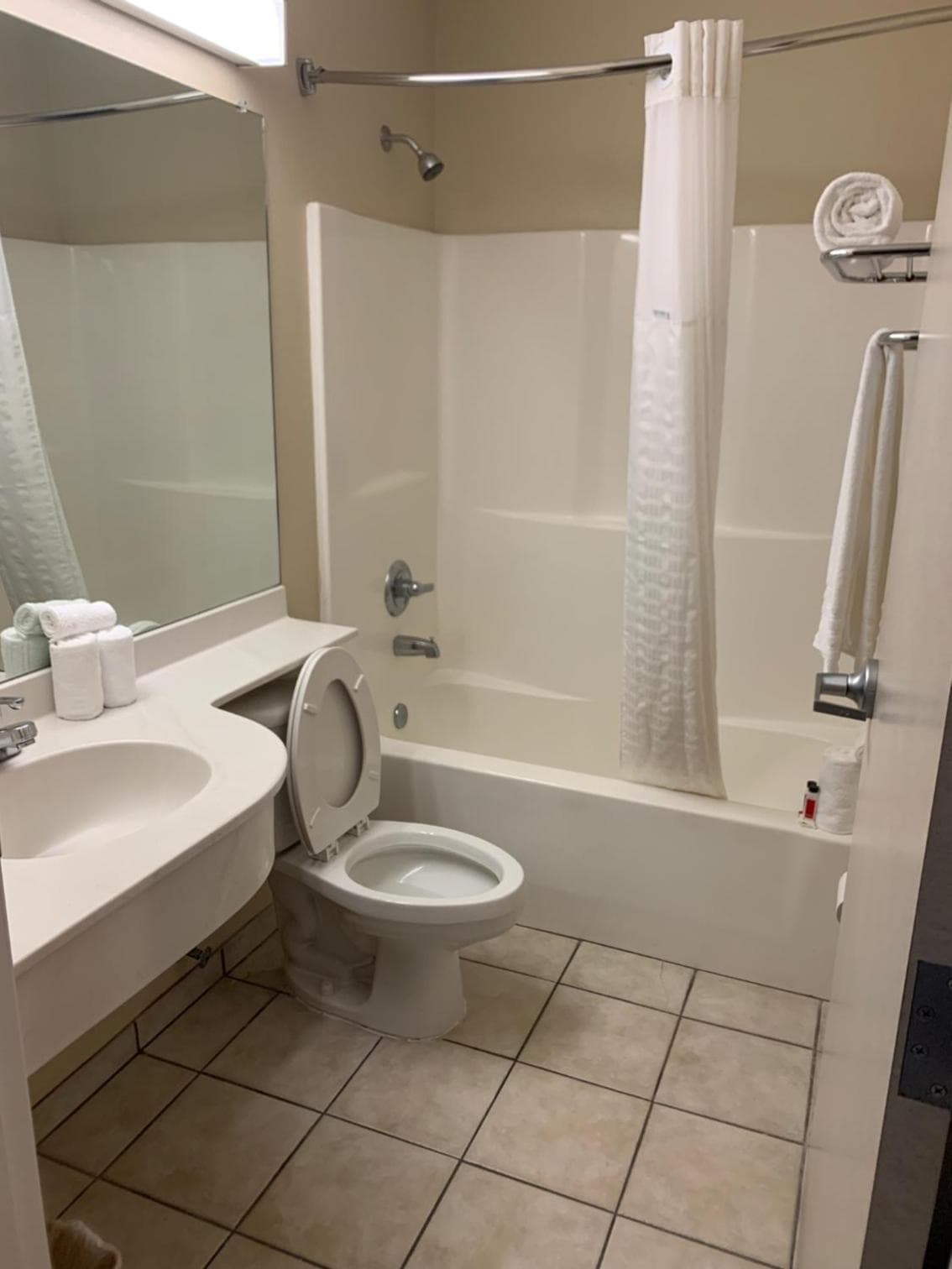 Microtel Inn & Suites by Wyndham Hattiesburg property views in Hattiesburg, MS — gallery photo 3