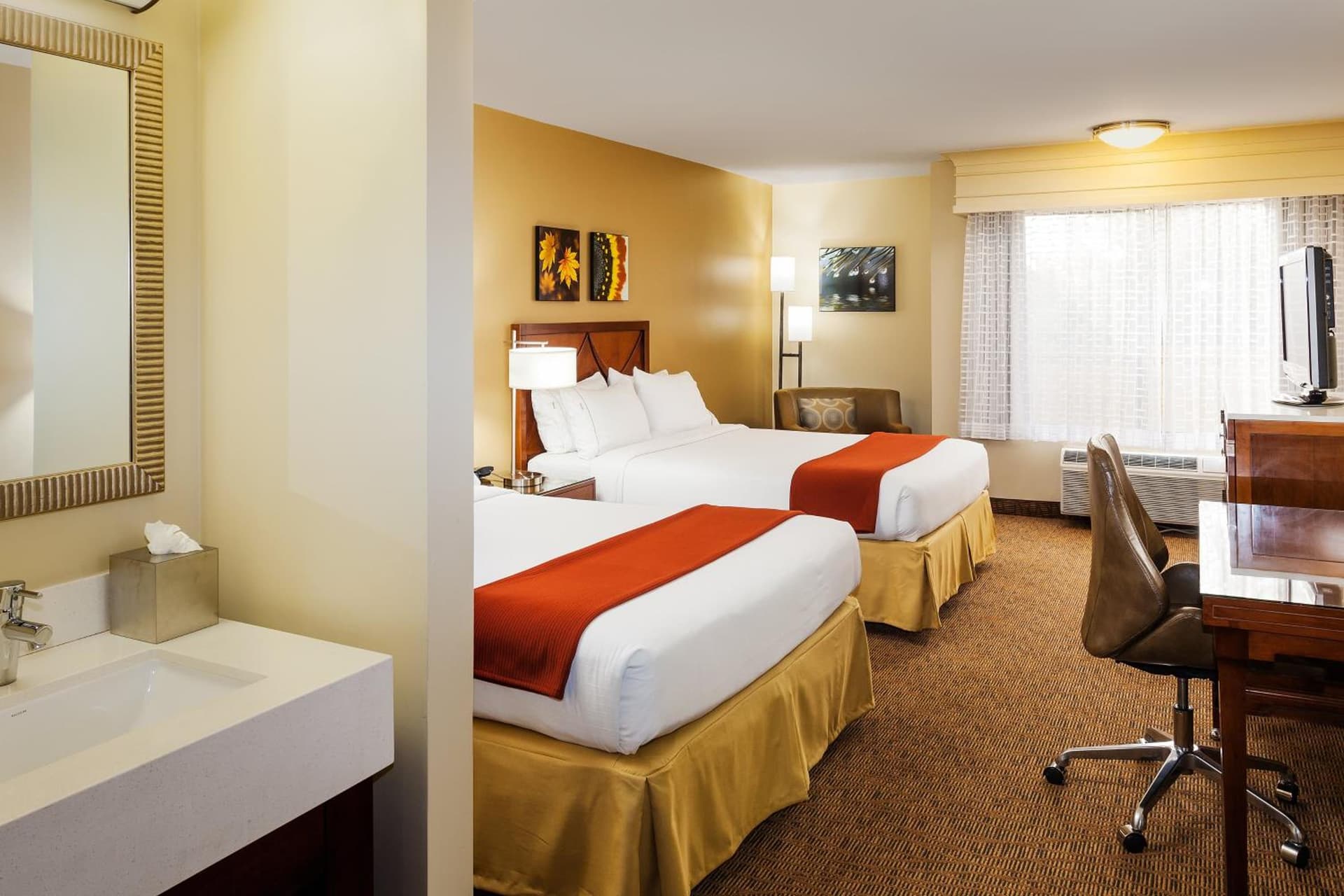 Holiday Inn Express Simi Valley by IHG gallery photo in Simi Valley, CA — image 34