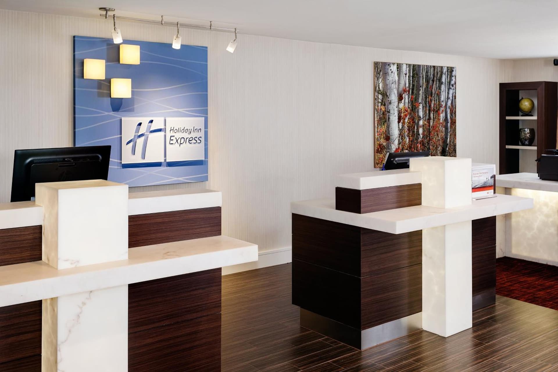 Holiday Inn Express Simi Valley by IHG gallery photo in Simi Valley, CA — image 4