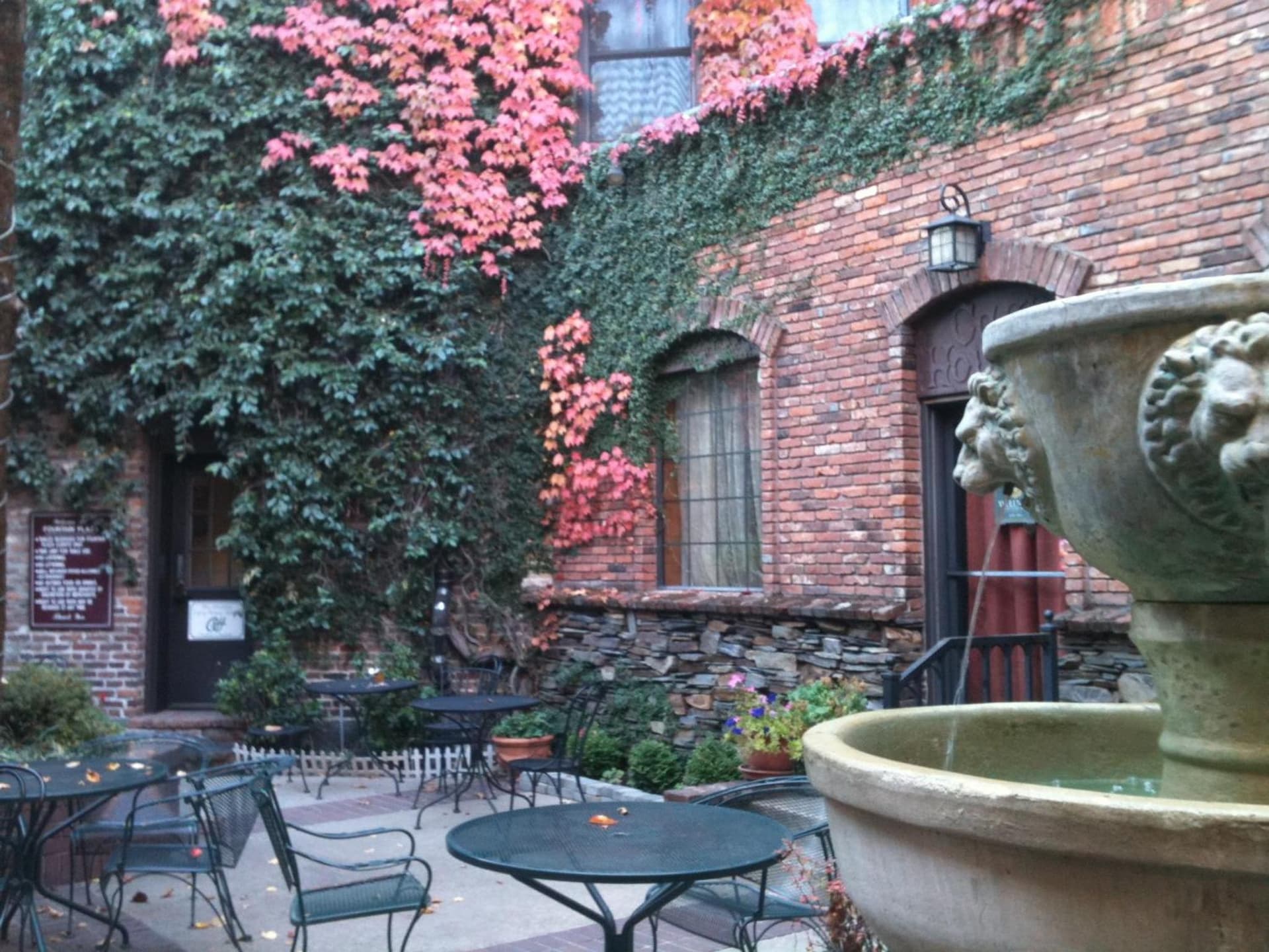 Historic Cary House Hotel gallery photo in Placerville, CA — image 16