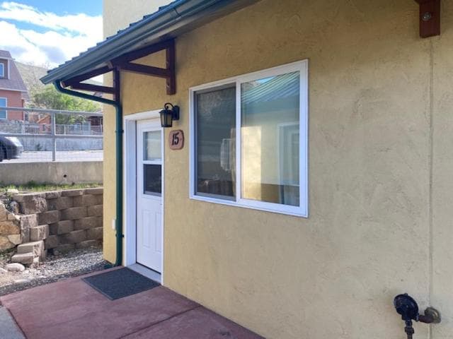 Yellowstone Riverside Cottages featured exterior or lobby in Gardiner, MT — similar hotel