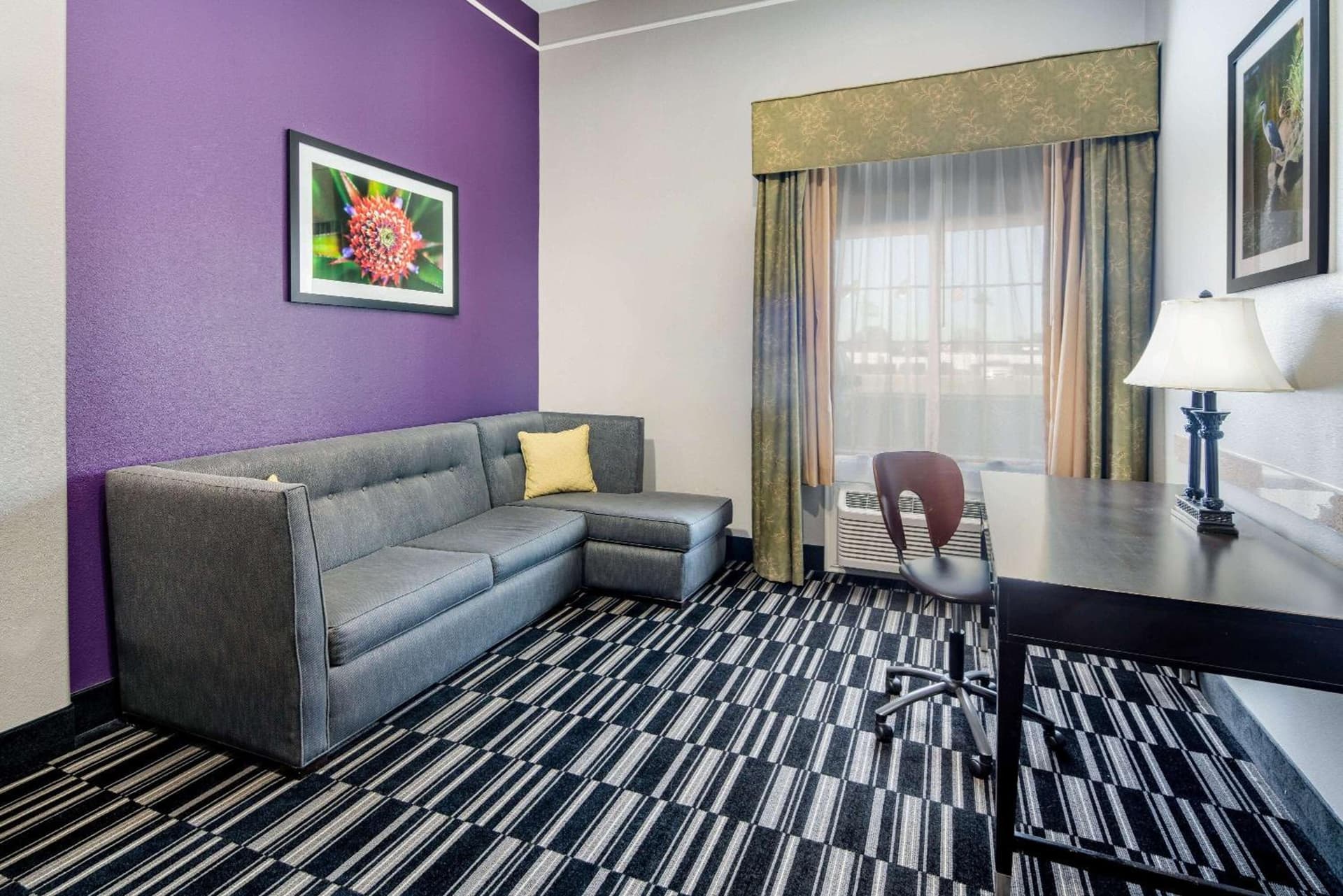 La Quinta by Wyndham Alamo-McAllen East gallery photo in Alamo, TX — image 5