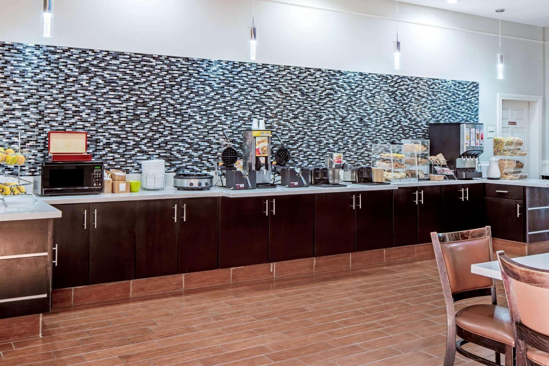 La Quinta by Wyndham Alamo-McAllen East gallery photo in Alamo, TX — image 10
