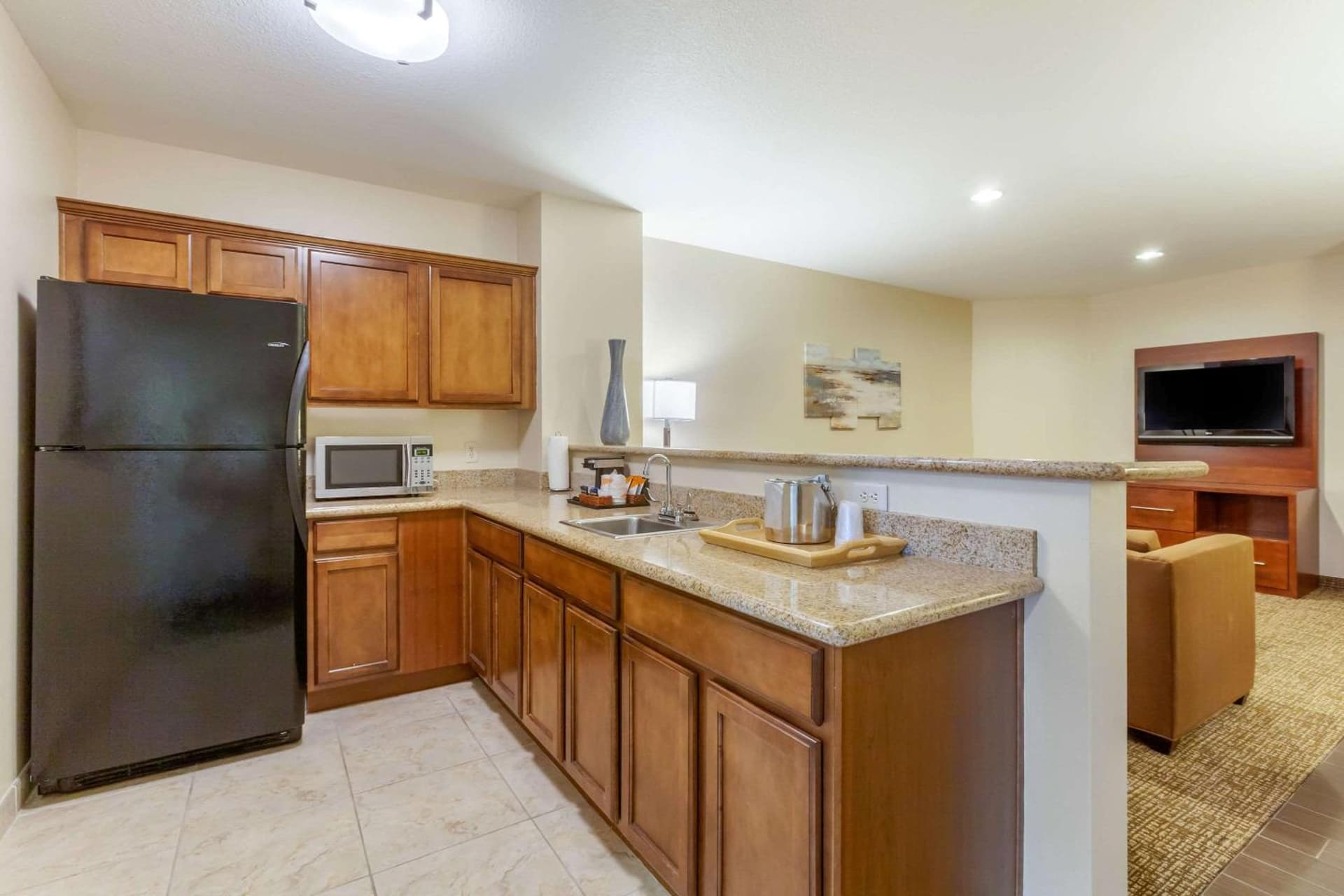 Comfort Suites Glendale - State Farm Stadium Area interior in Glendale, AZ — gallery photo 2