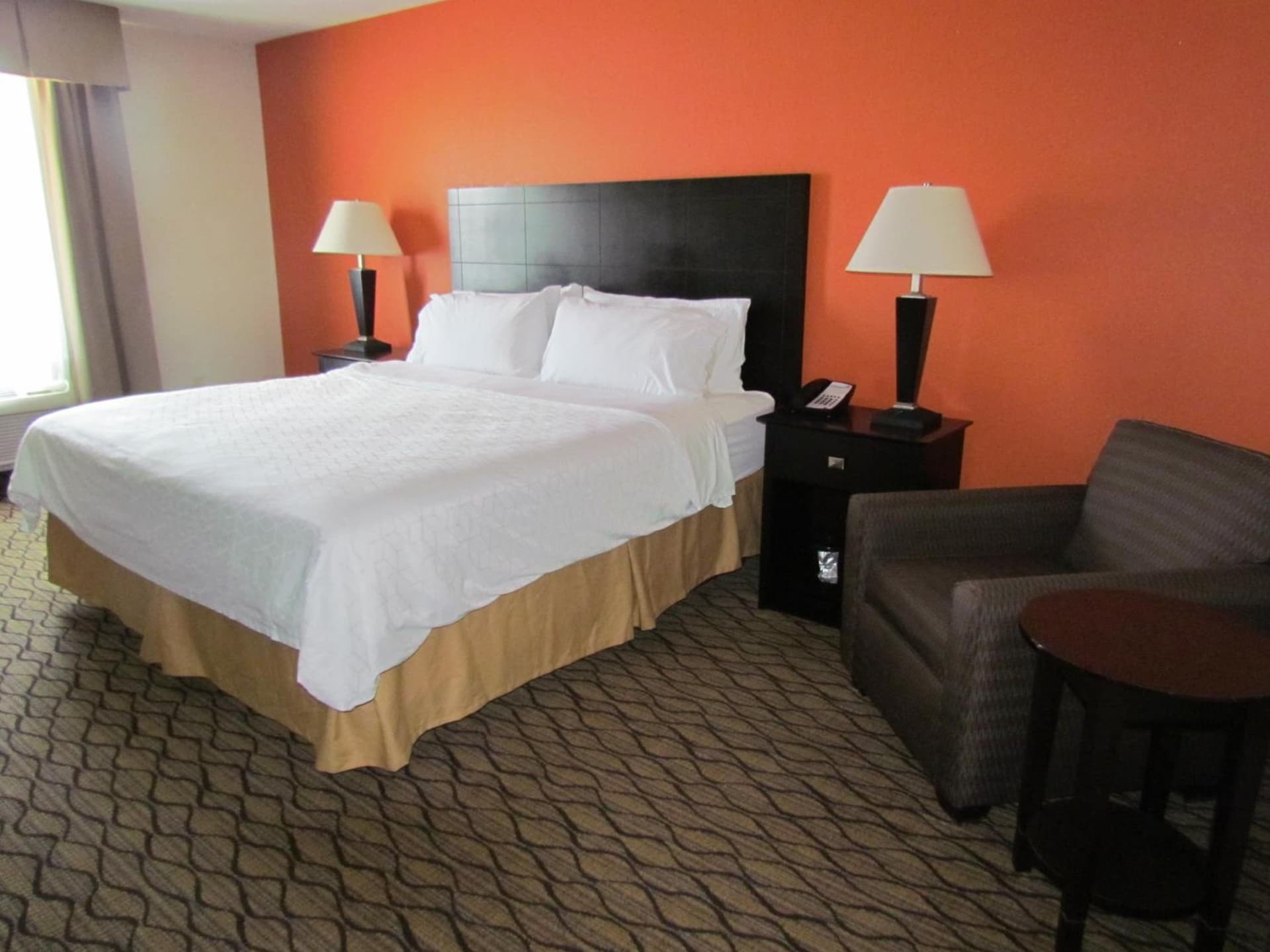 Holiday Inn Express Hotel & Suites Cadillac by IHG interior in Cadillac, MI — gallery photo 2