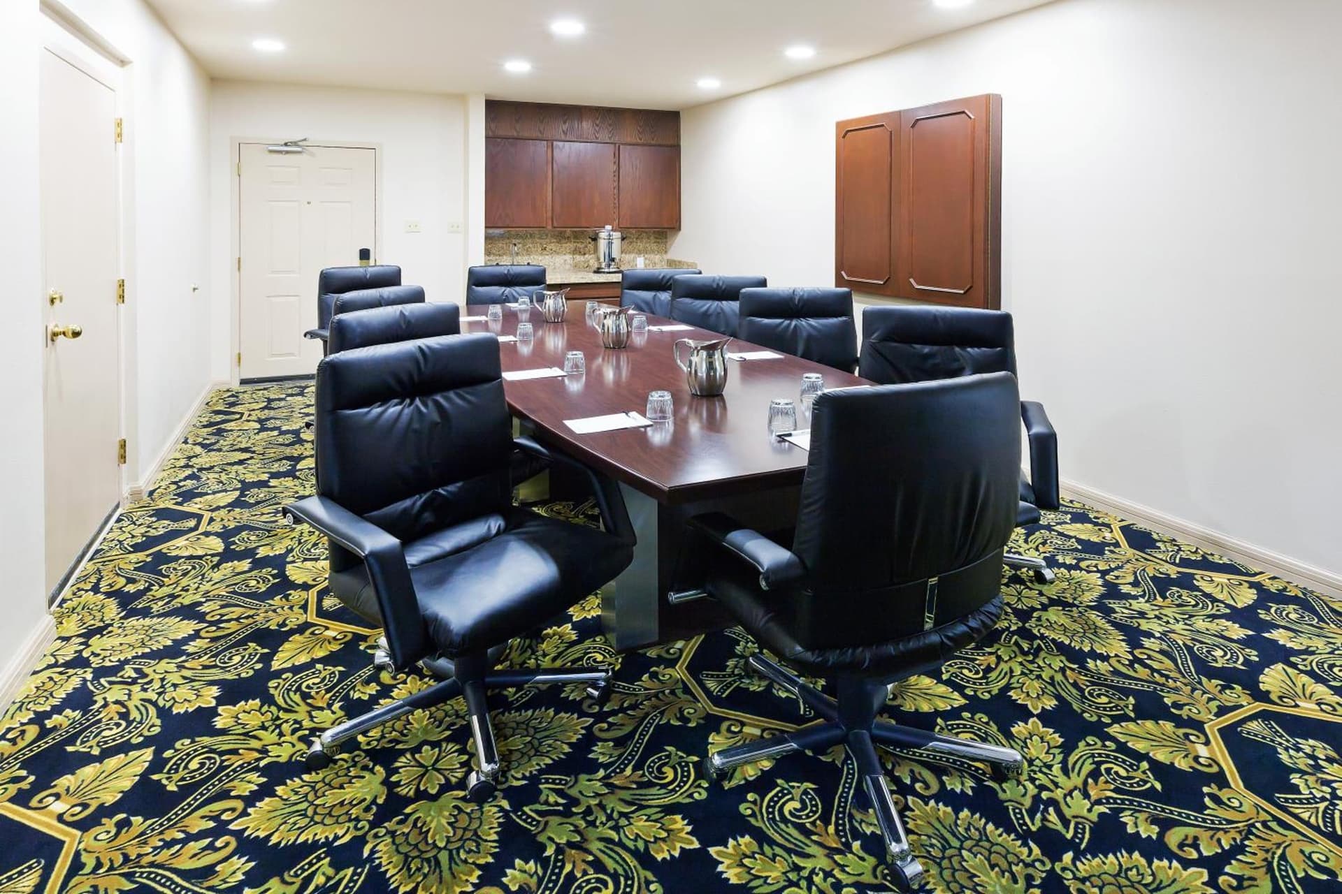 Radisson Hotel El Paso Airport interior in El Paso, TX — gallery photo 2