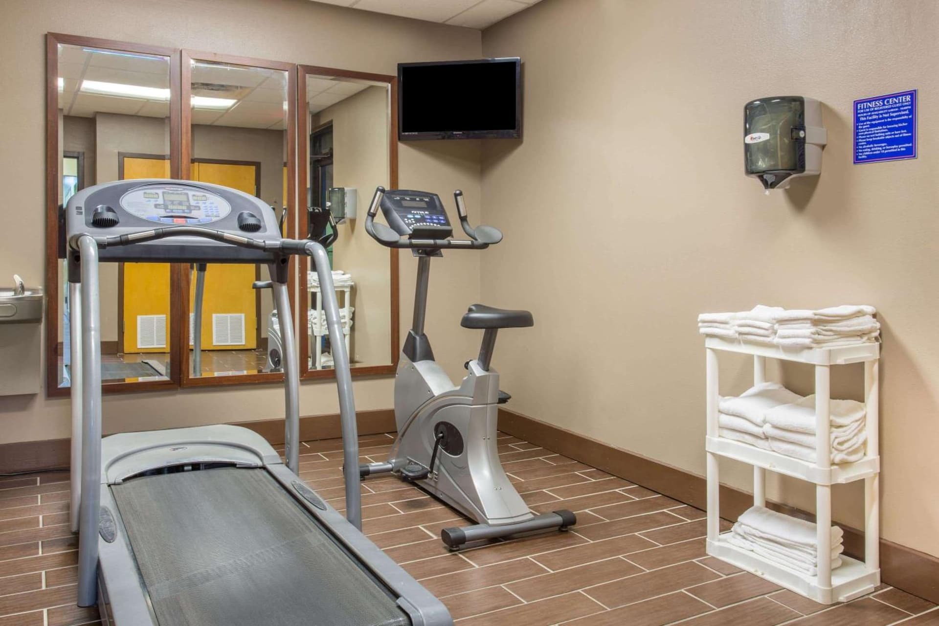 Howard Johnson by Wyndham Ocala FL I-75 gallery photo in Ocala, FL — image 37