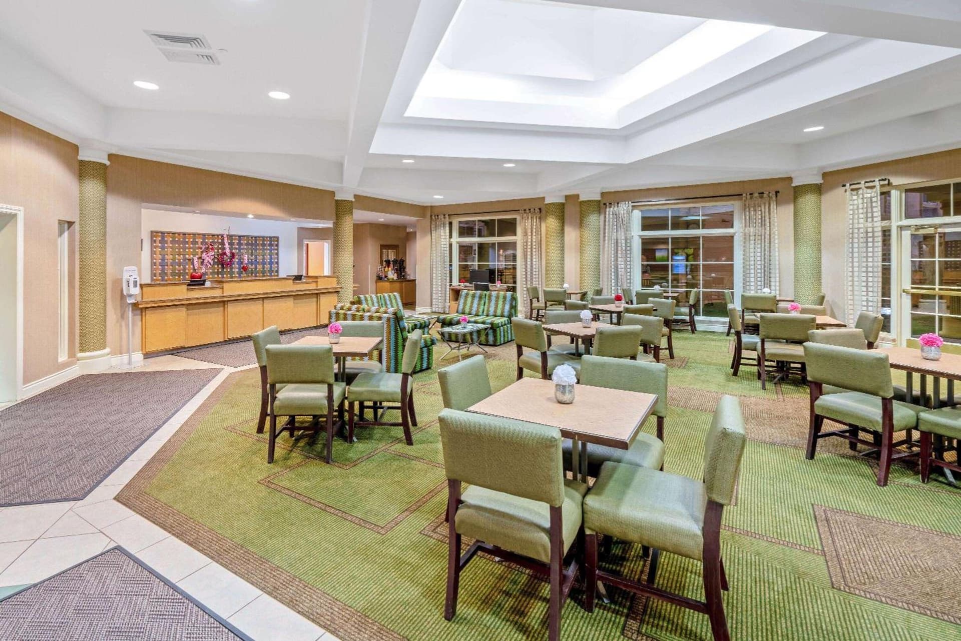 La Quinta by Wyndham Salt Lake City Airport gallery photo in Salt Lake City, UT — image 9